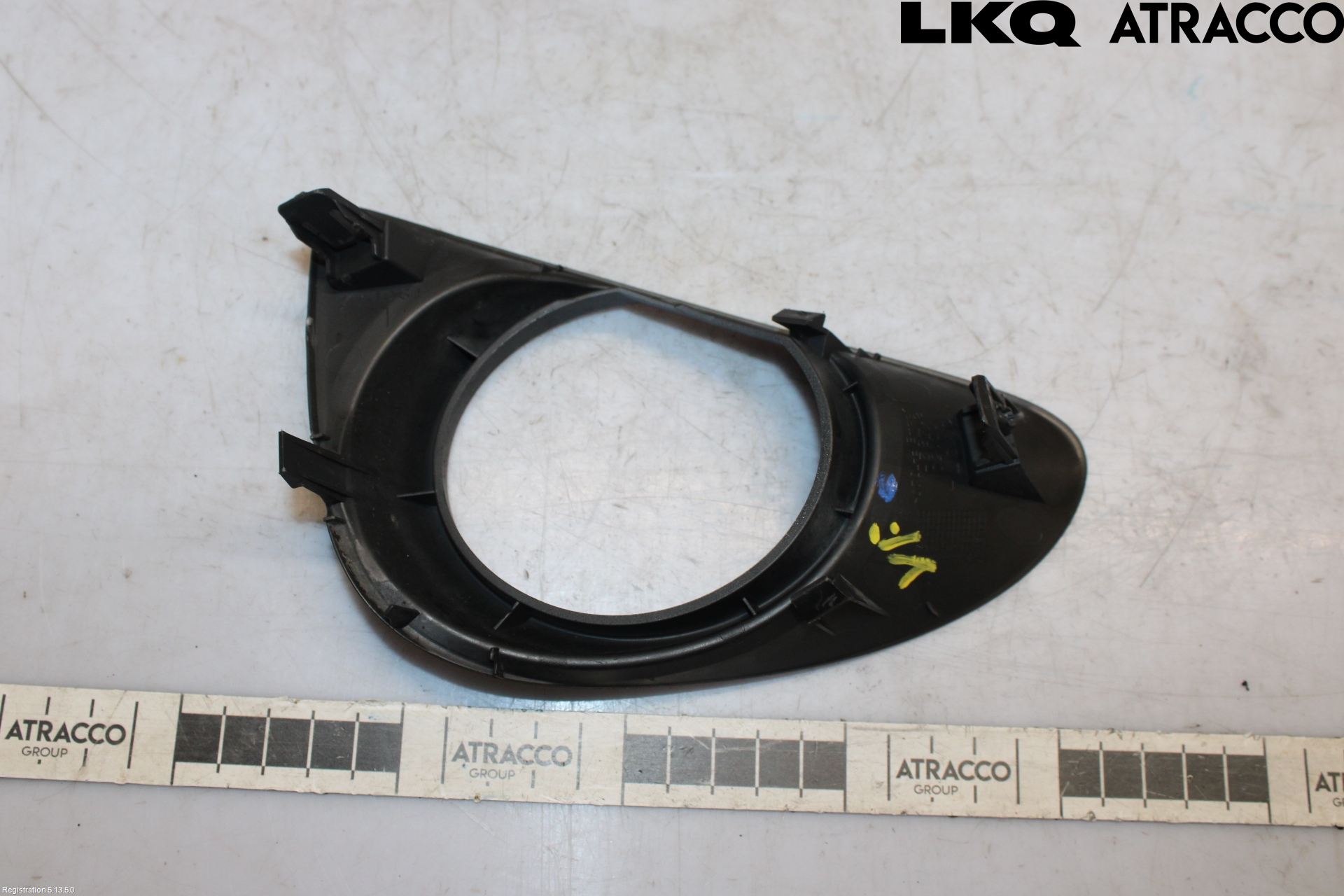 Toyota YARIS XP130 12-14 Frontlykt Kurve-Tåkelys Ramme