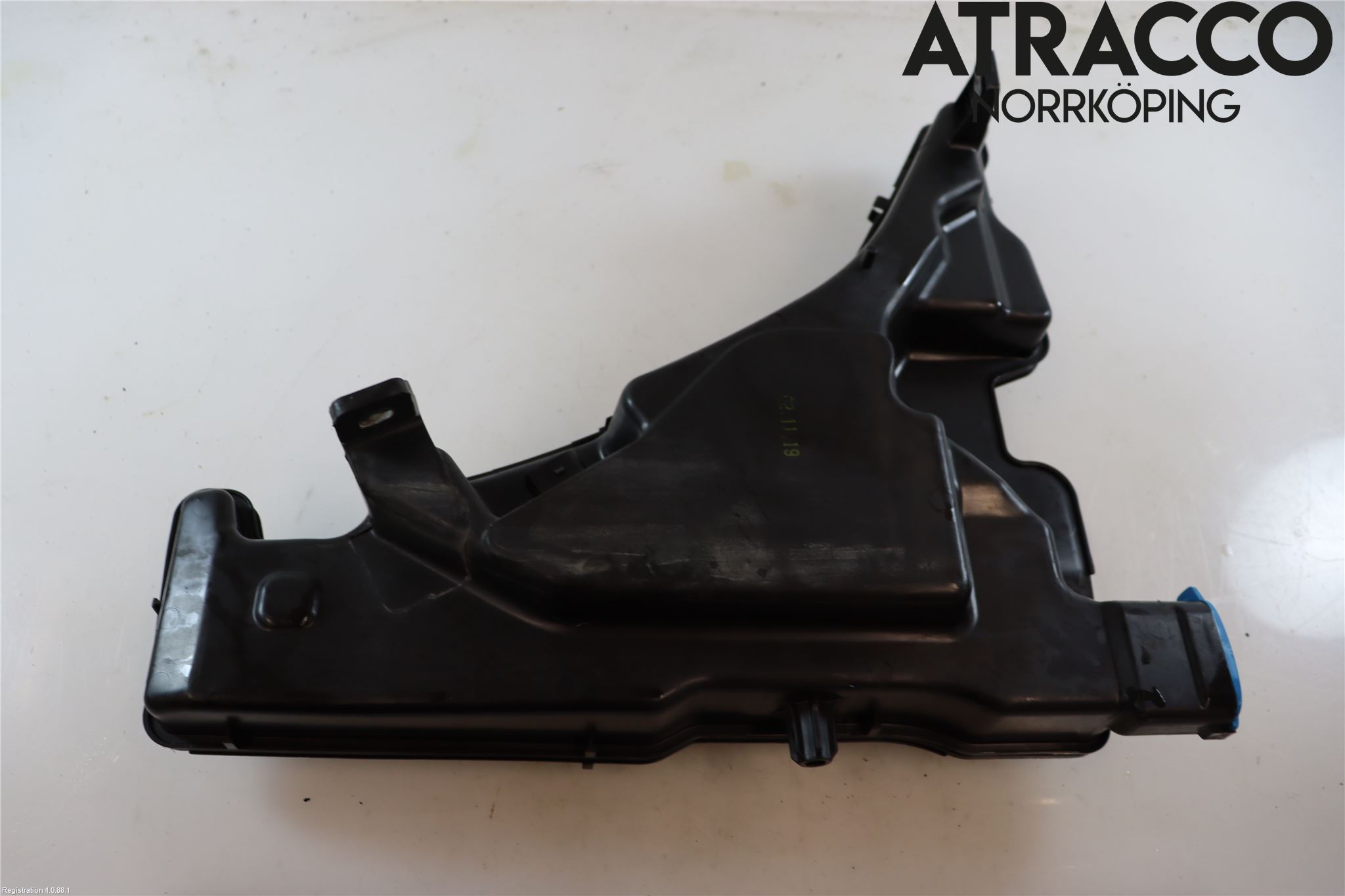 Audi A4/S4 B9 20- Spylerbeholder Frontrute-Lykte