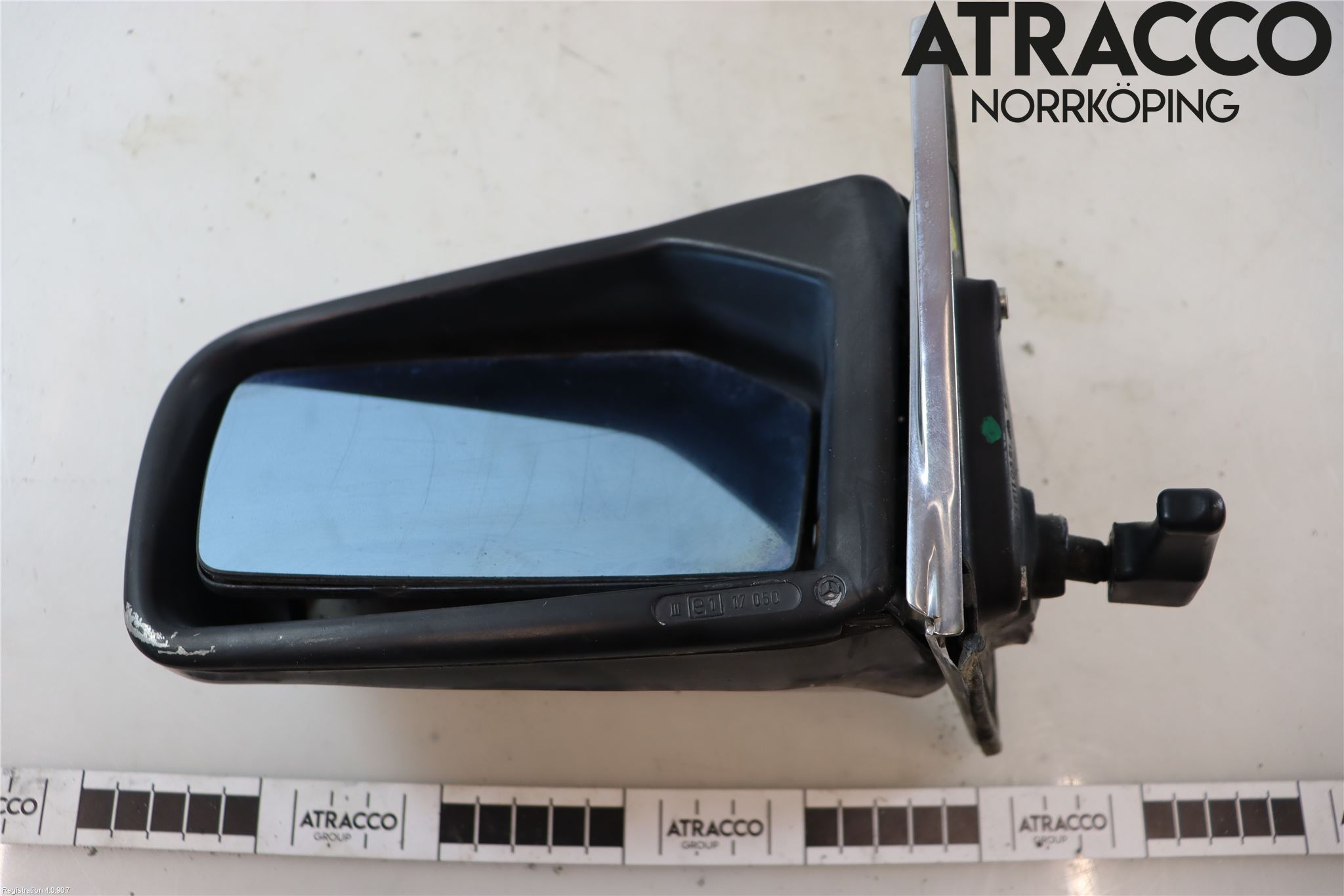 Mercedes-Benz MB 200-300  (W123) 76-86 Speil V M-Innvjustering
