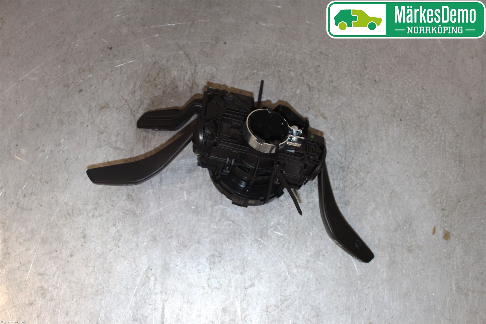 Audi A4/S4 B9 16-19 Bryter Ratt Kombi H Og V