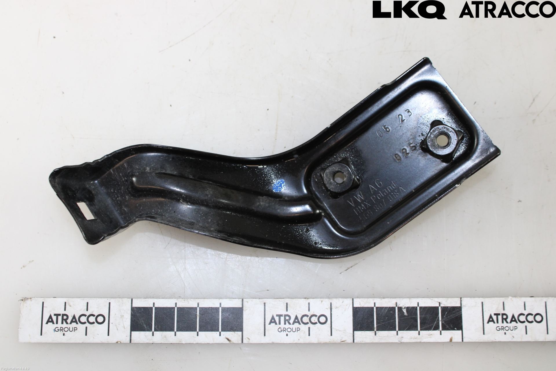 Volkswagen VW GOLF / E-GOLF VIII 20- Støtfangerfeste Bak Høyre