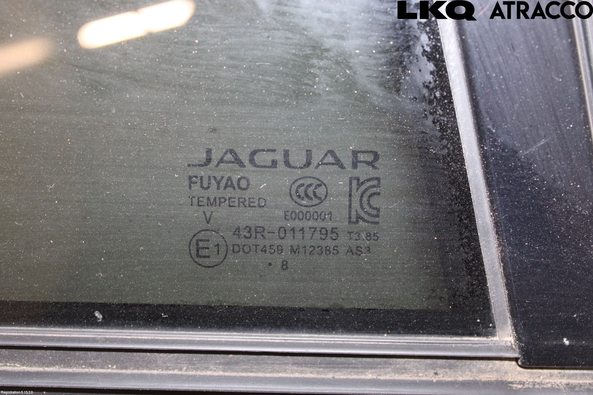 Jaguar I-PACE 18- Dørrute Bak Høyre Trekant 4D