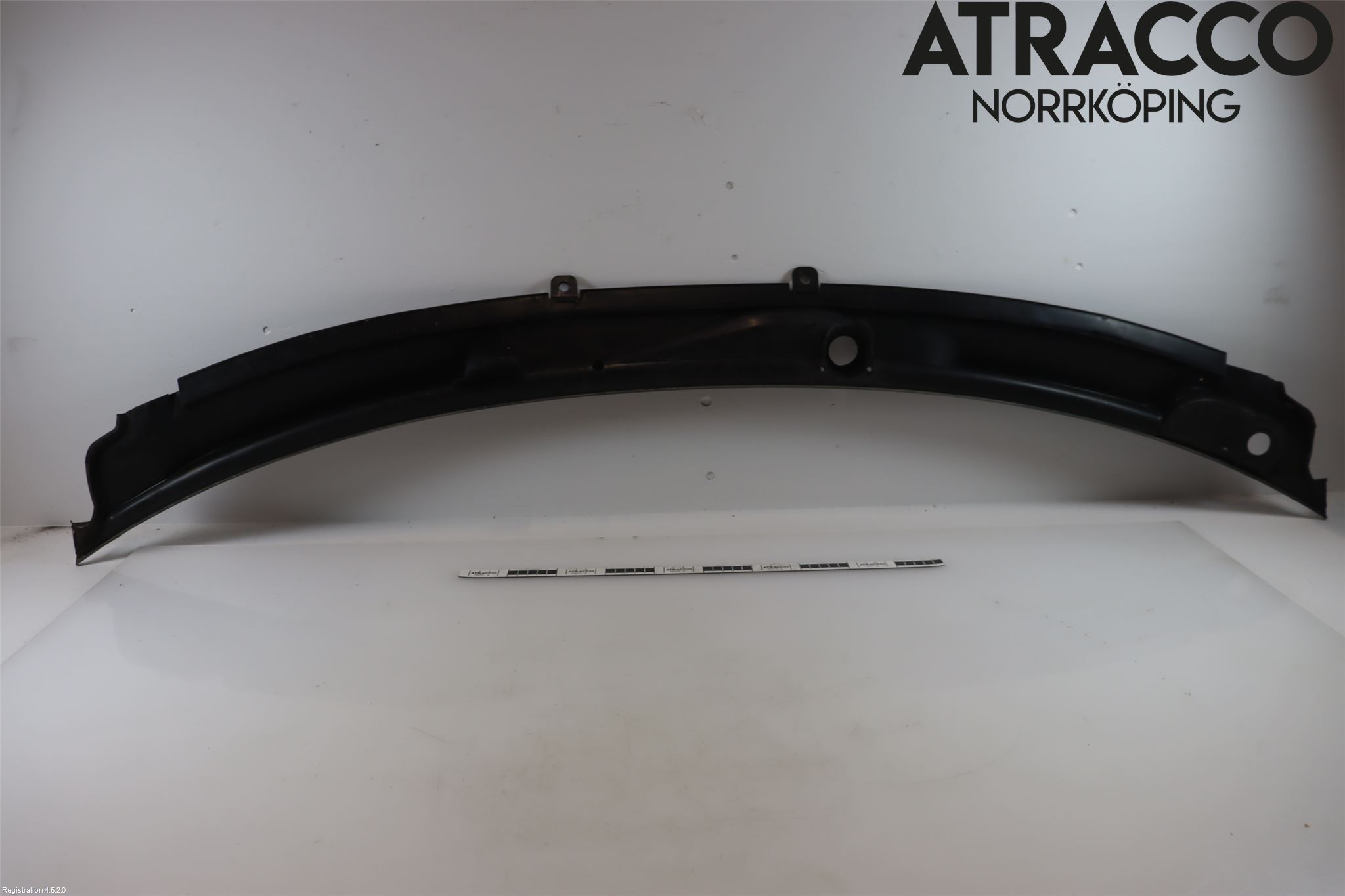 Audi A6/S6     05-11 Visker Deksel-Grill-Under Frr