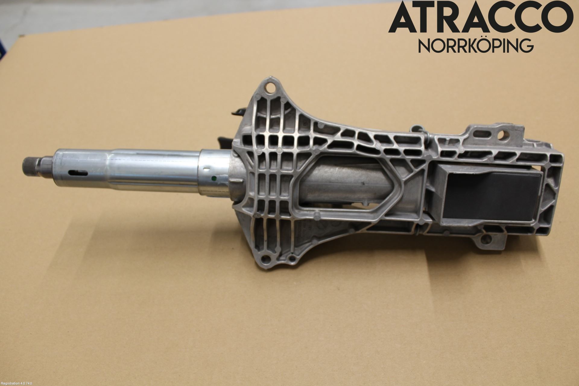 Mercedes-Benz MB E-KLASS (W213) 16-23 Rattakselaggregat Justerbart