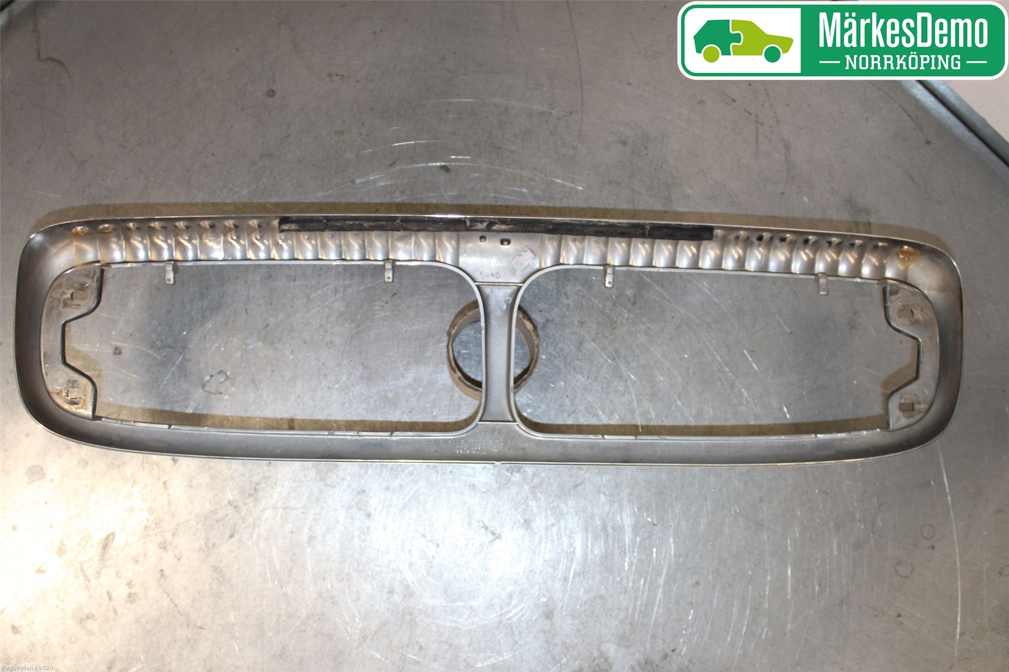 Jaguar XJ X308        98-02 Grill Ramme