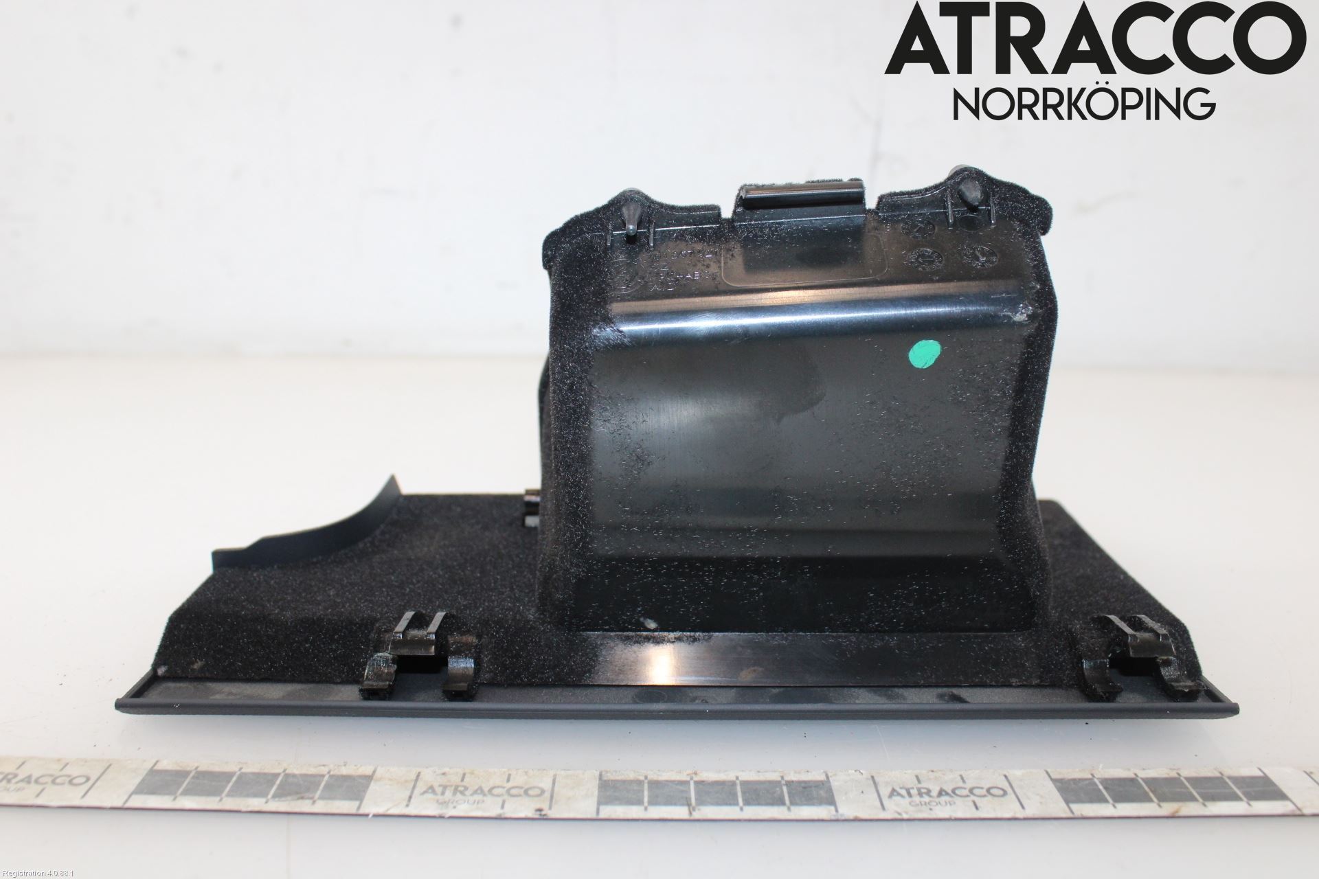 Volkswagen VW TOUAREG CR 18- Innr Oppbevaringsrom