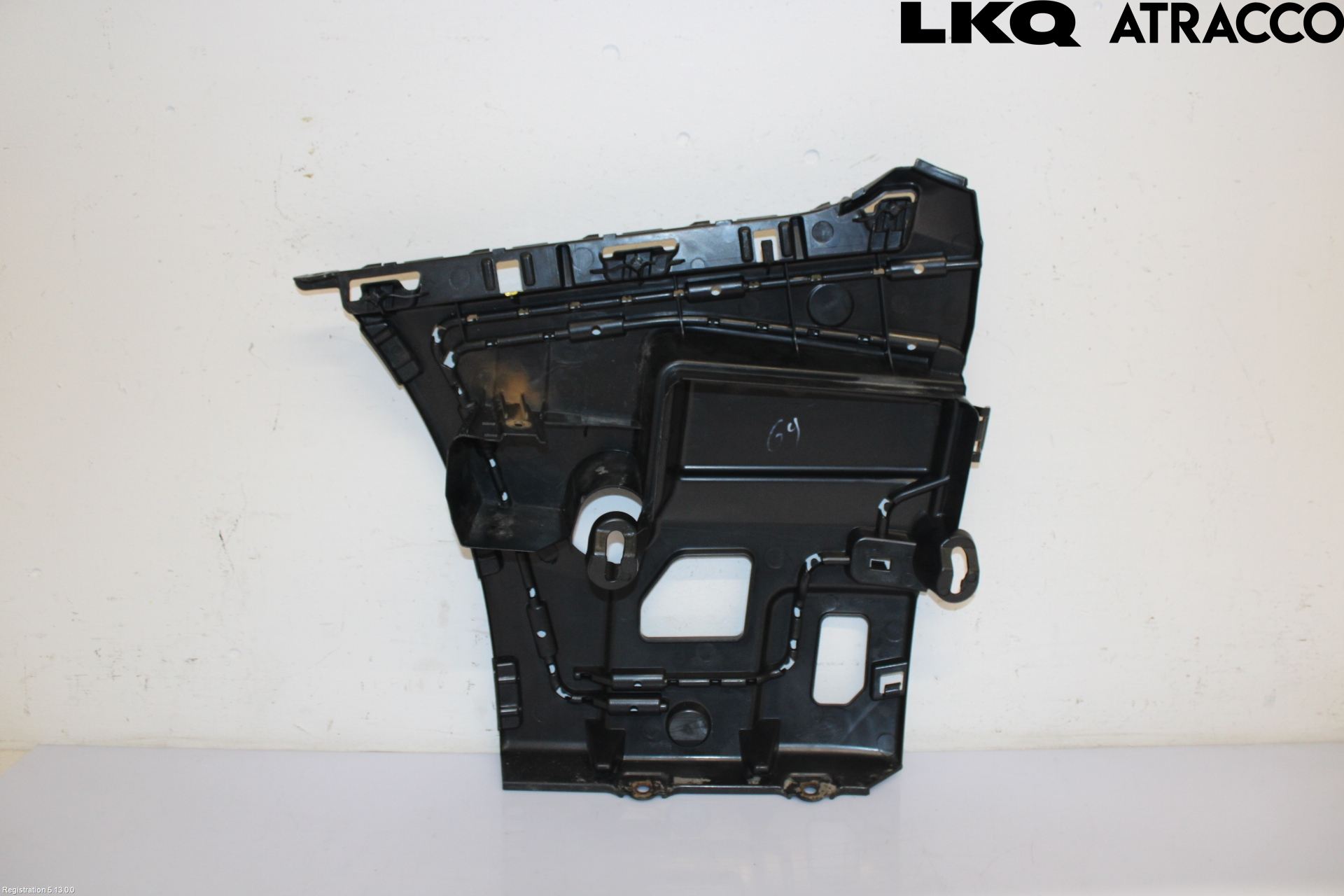 BMW 4 F32/F33/F82/F83 13-20 Støtfangerfeste Bak Høyre