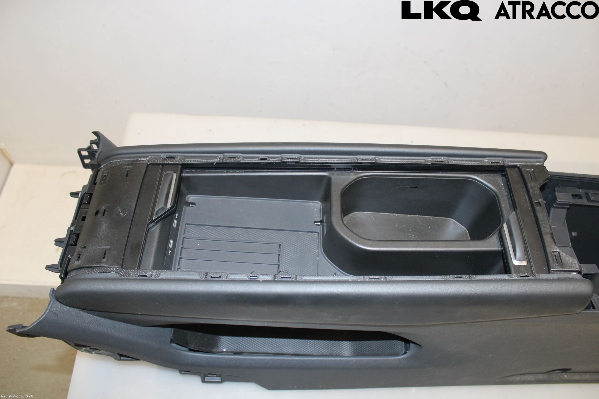 Volkswagen VW ID.7/TOURER 24- Innr Konsoll-Lomme
