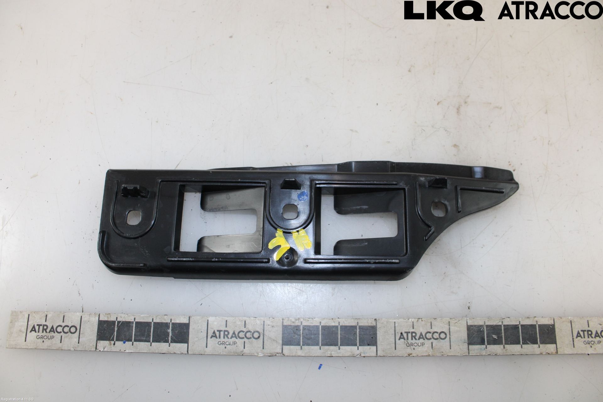 Volkswagen VW GOLF V 04-09 Støtfangerfeste Foran Høyre