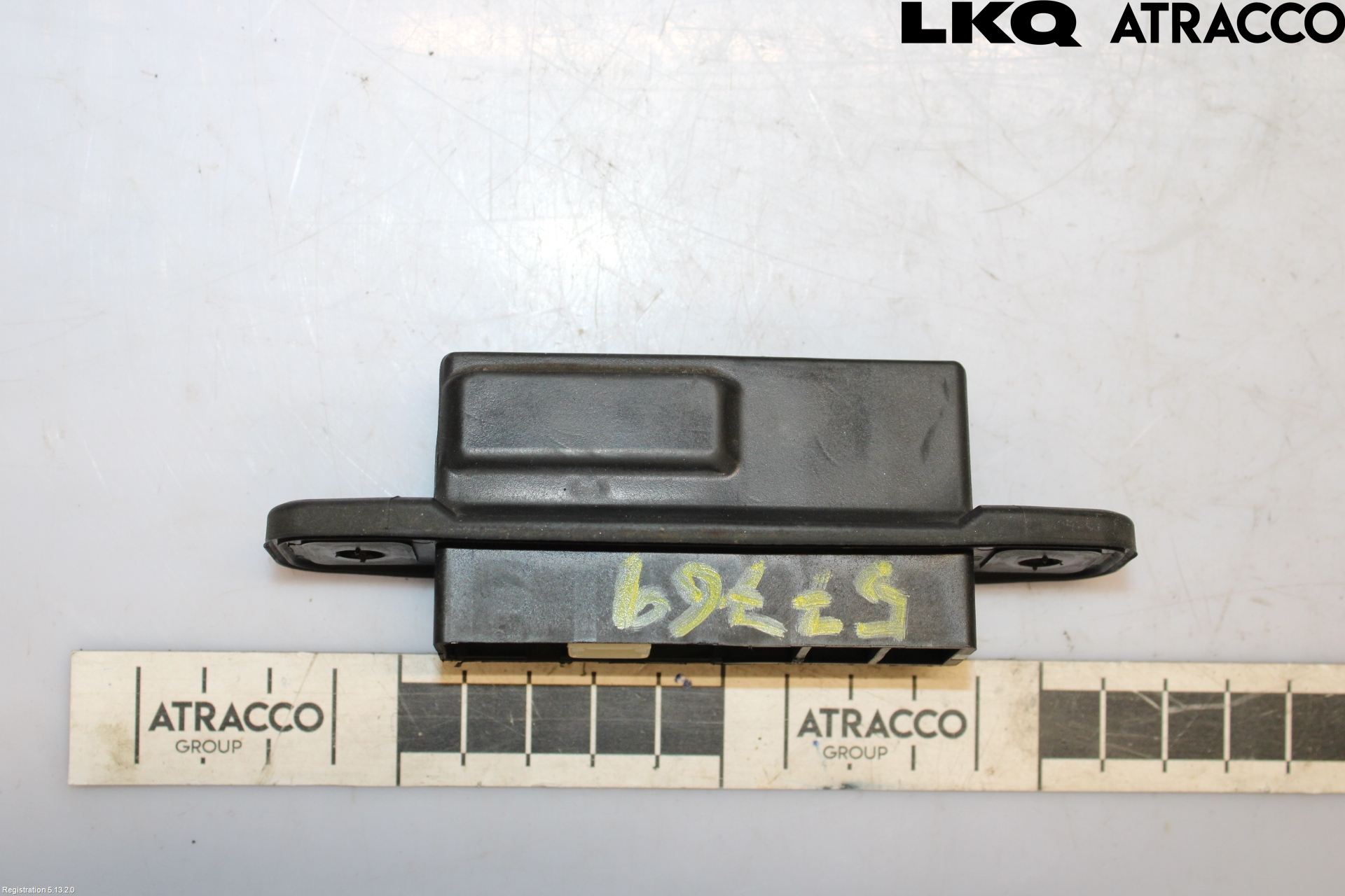 Toyota VERSO-S 11-16 Bakluke Handtak Ytre