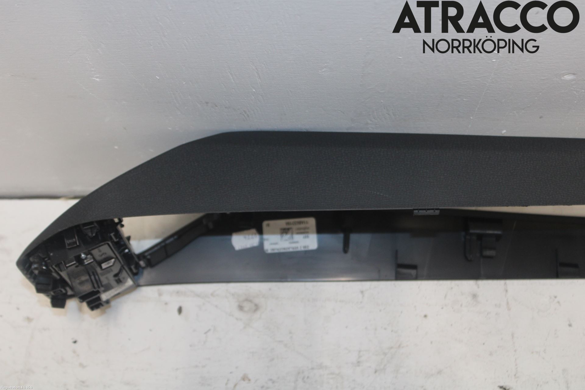 Volkswagen VW ID.4 21- Instrumentkonsoll Midt
