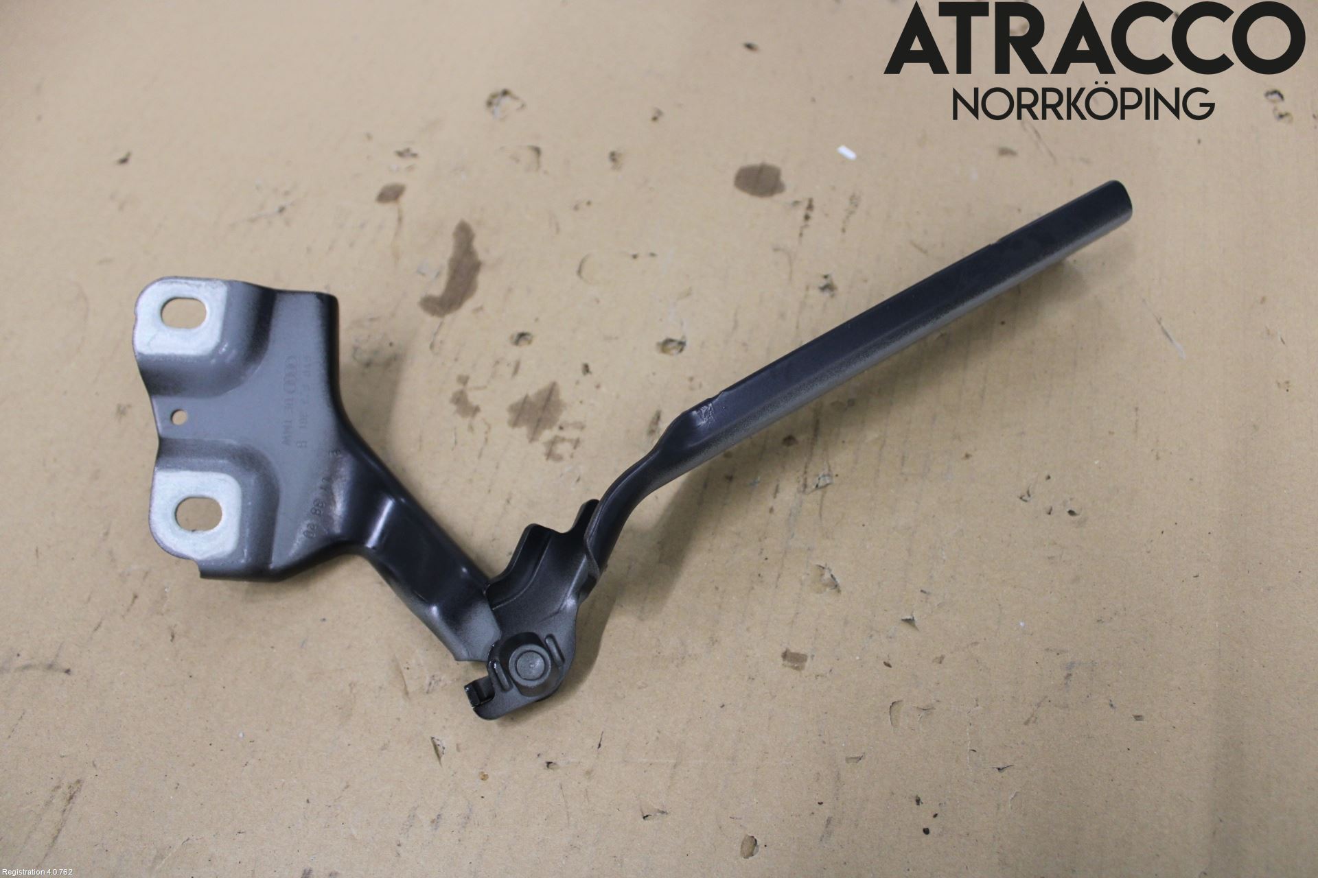 Audi A3/S3 8Y 21- Panser Hengsel - Hengsler