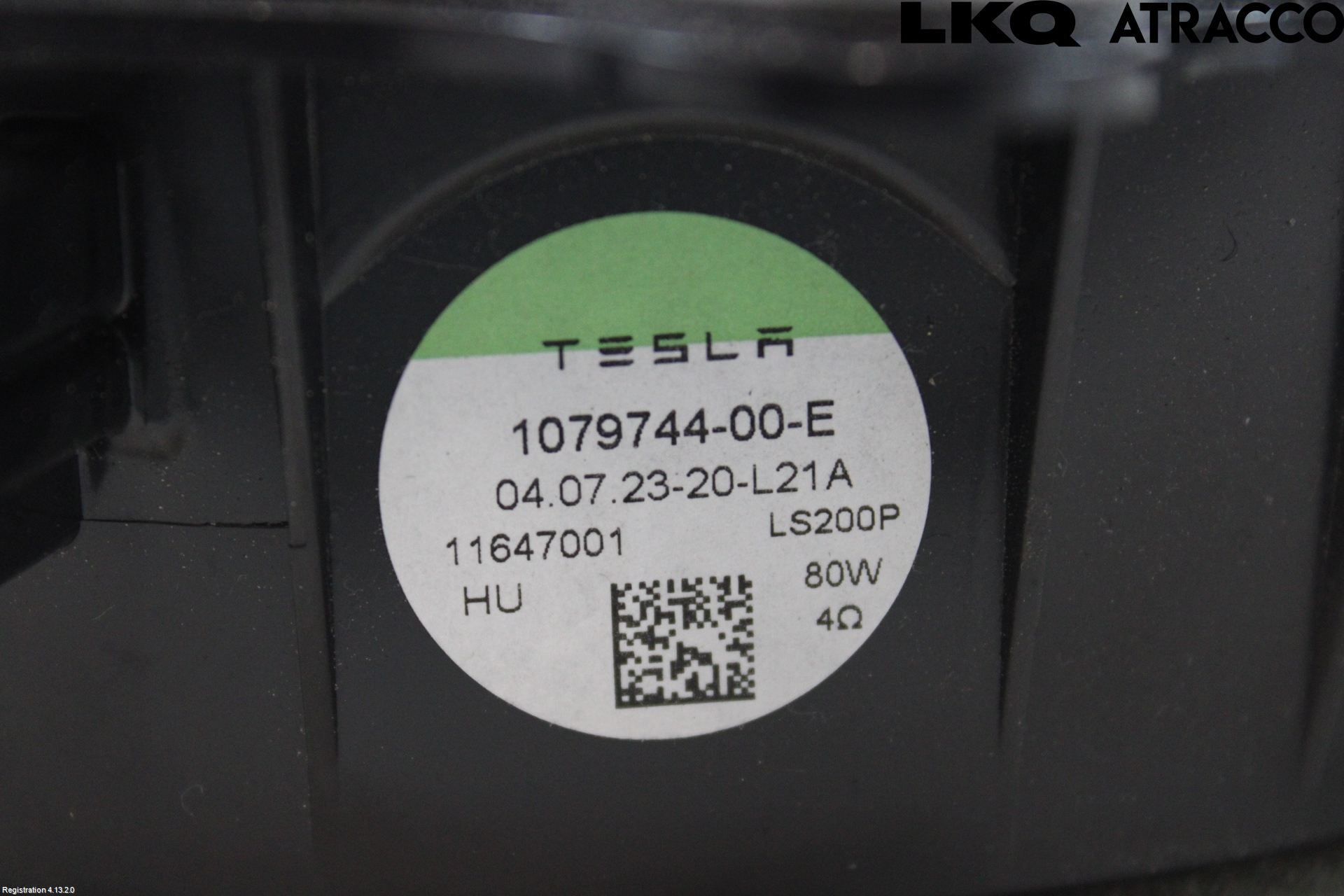 Tesla MODEL Y 21- Innr Høyttaler
