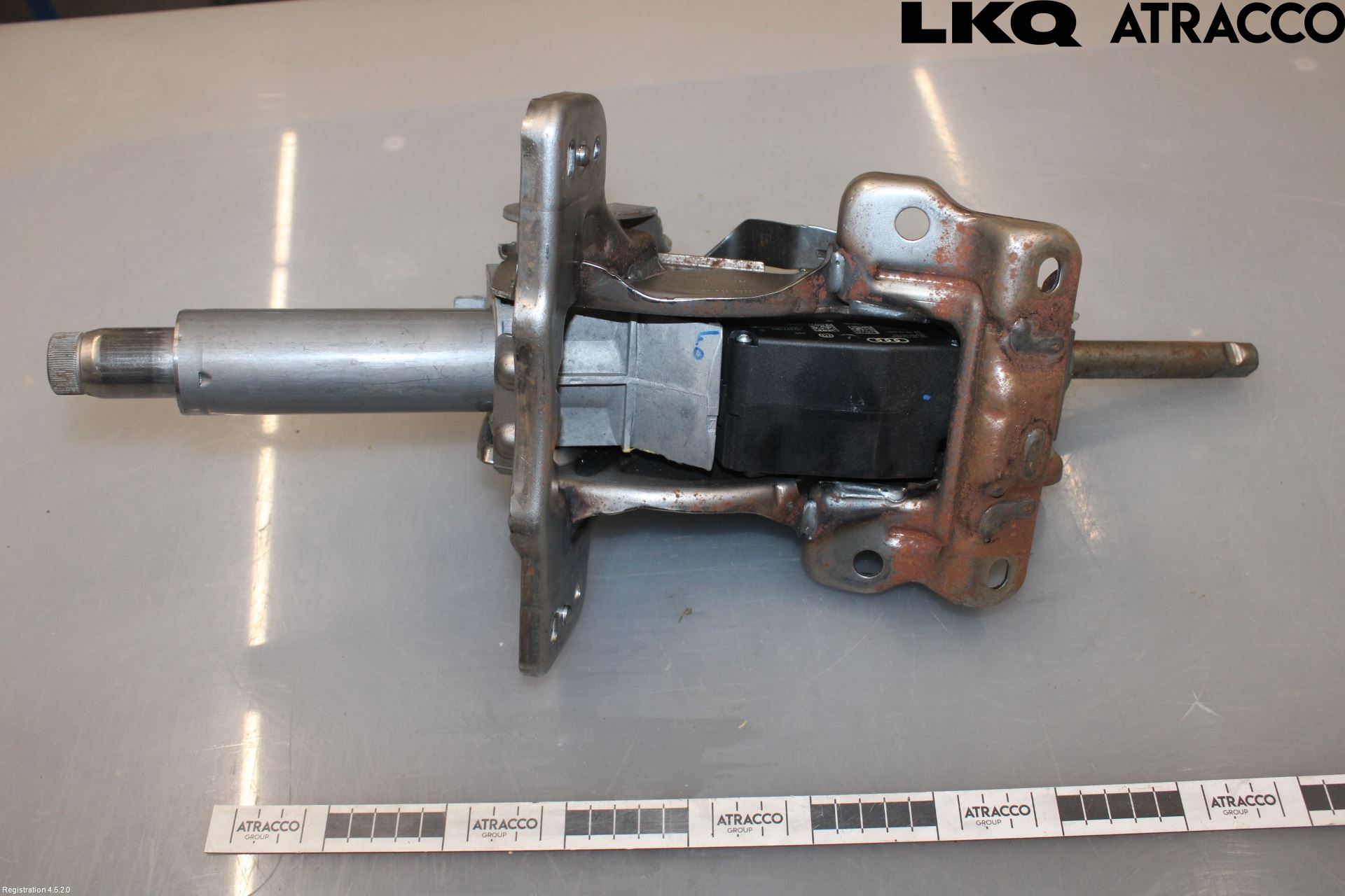 Audi Q5 09-16 Rattakselaggregat Justerbart