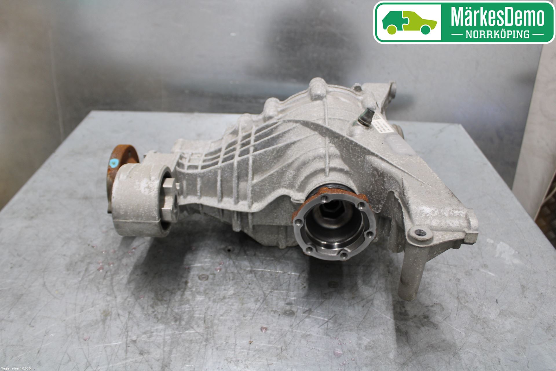 Audi A4/S4 B9 20- Bakaksel Kardang Bak -Diff