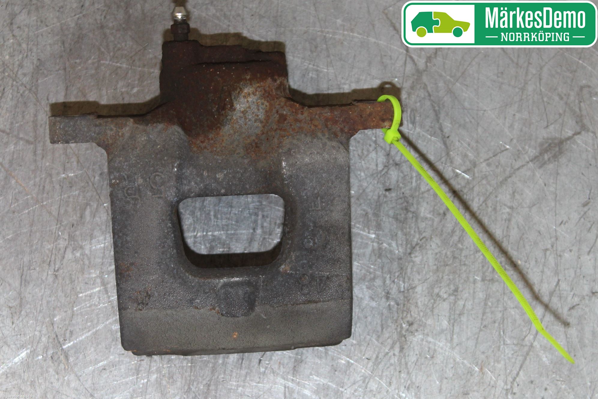Toyota iQ Bremsecaliper Foran Høyre