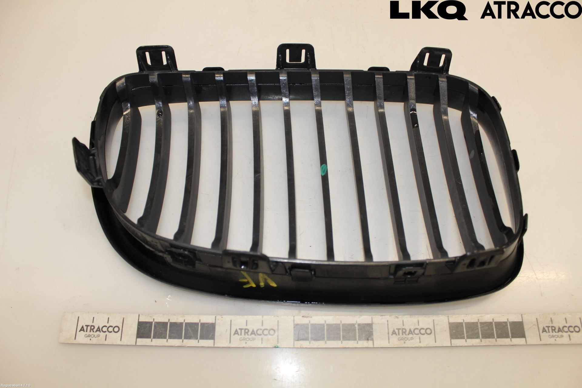 BMW 1 E87/81 5D/3D 03-11 Grilldel Venstre