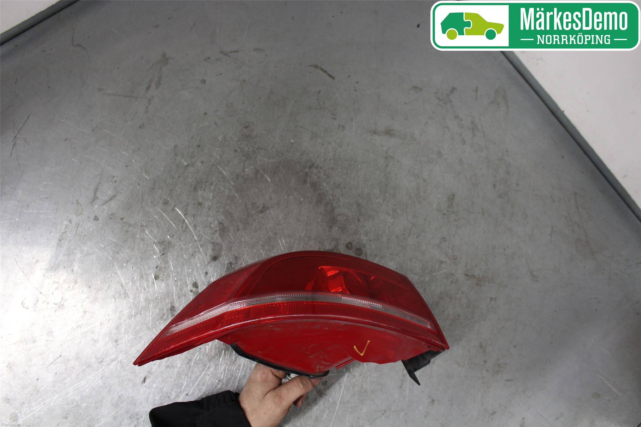 Volkswagen VW PASSAT 11-14 Baklykt Venstre