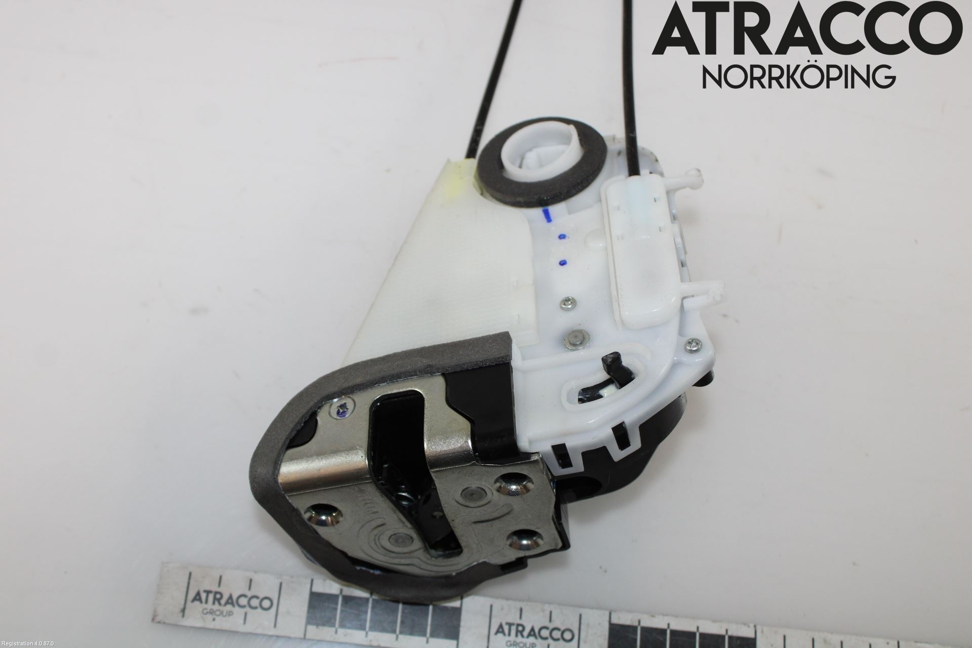 Toyota YARIS XP130 12-14 Dørlås - Låsekasse