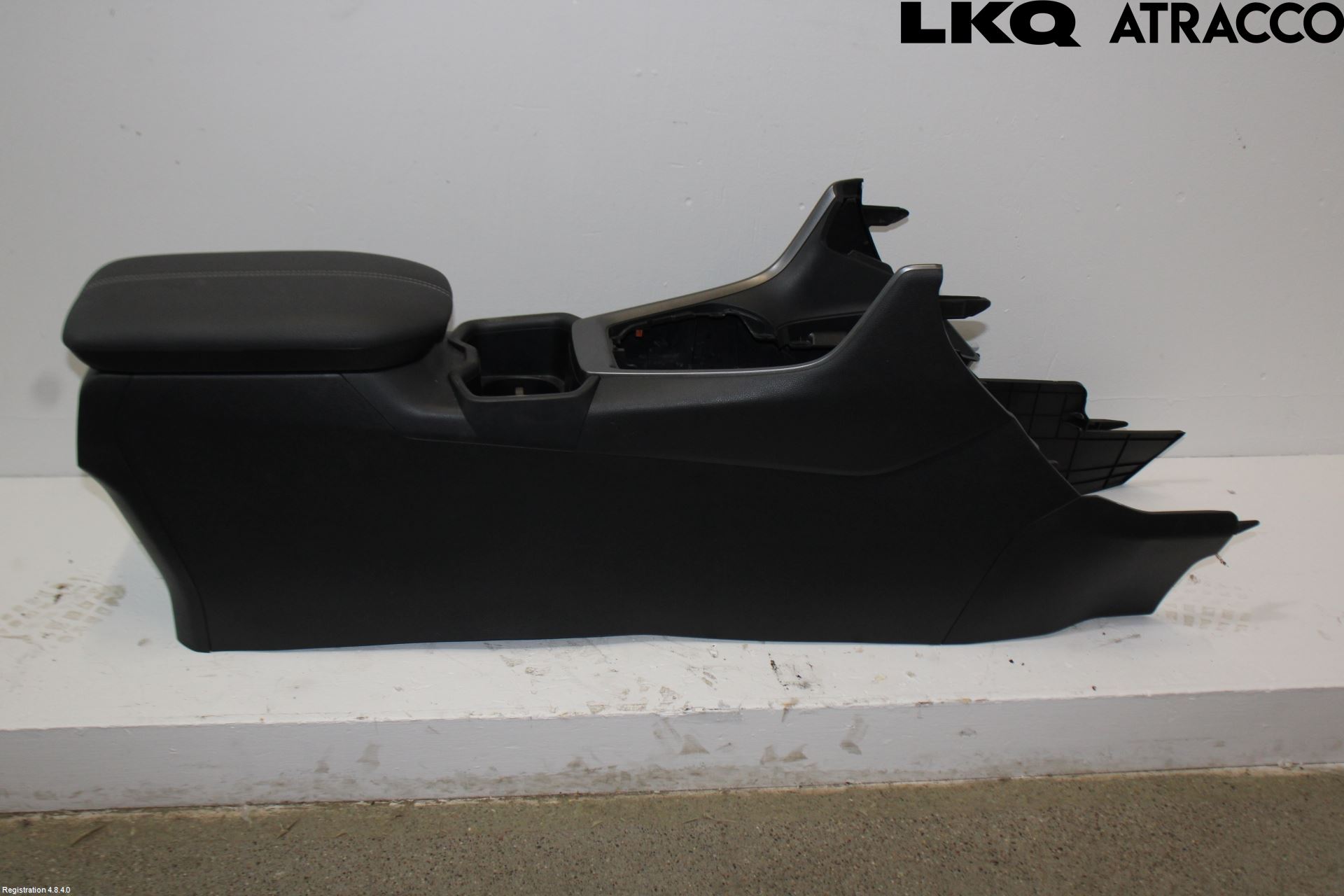 Toyota RAV4 19- Innr Konsoll-Lomme