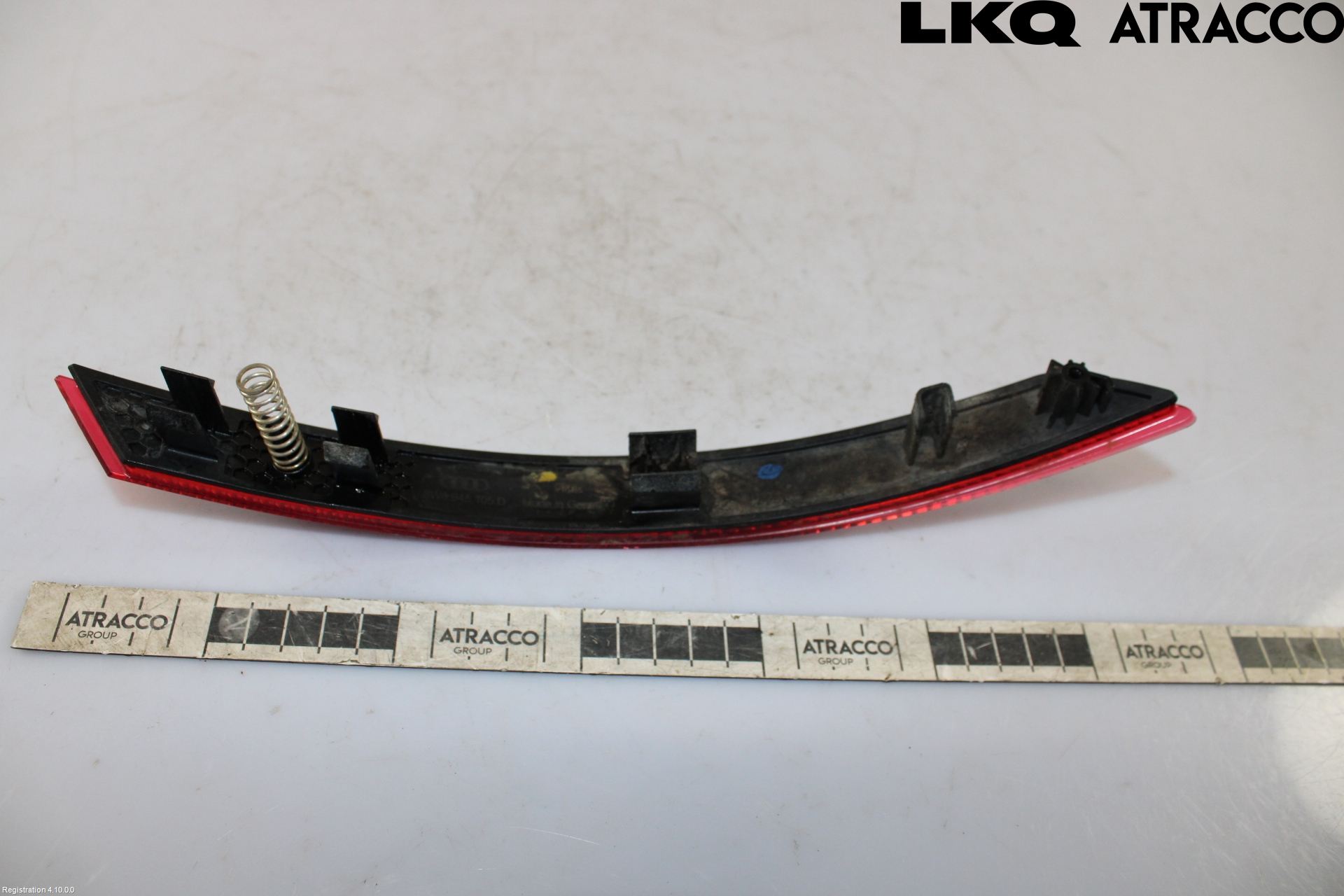 Audi A4/S4 B9 16-19 Refleks Bak