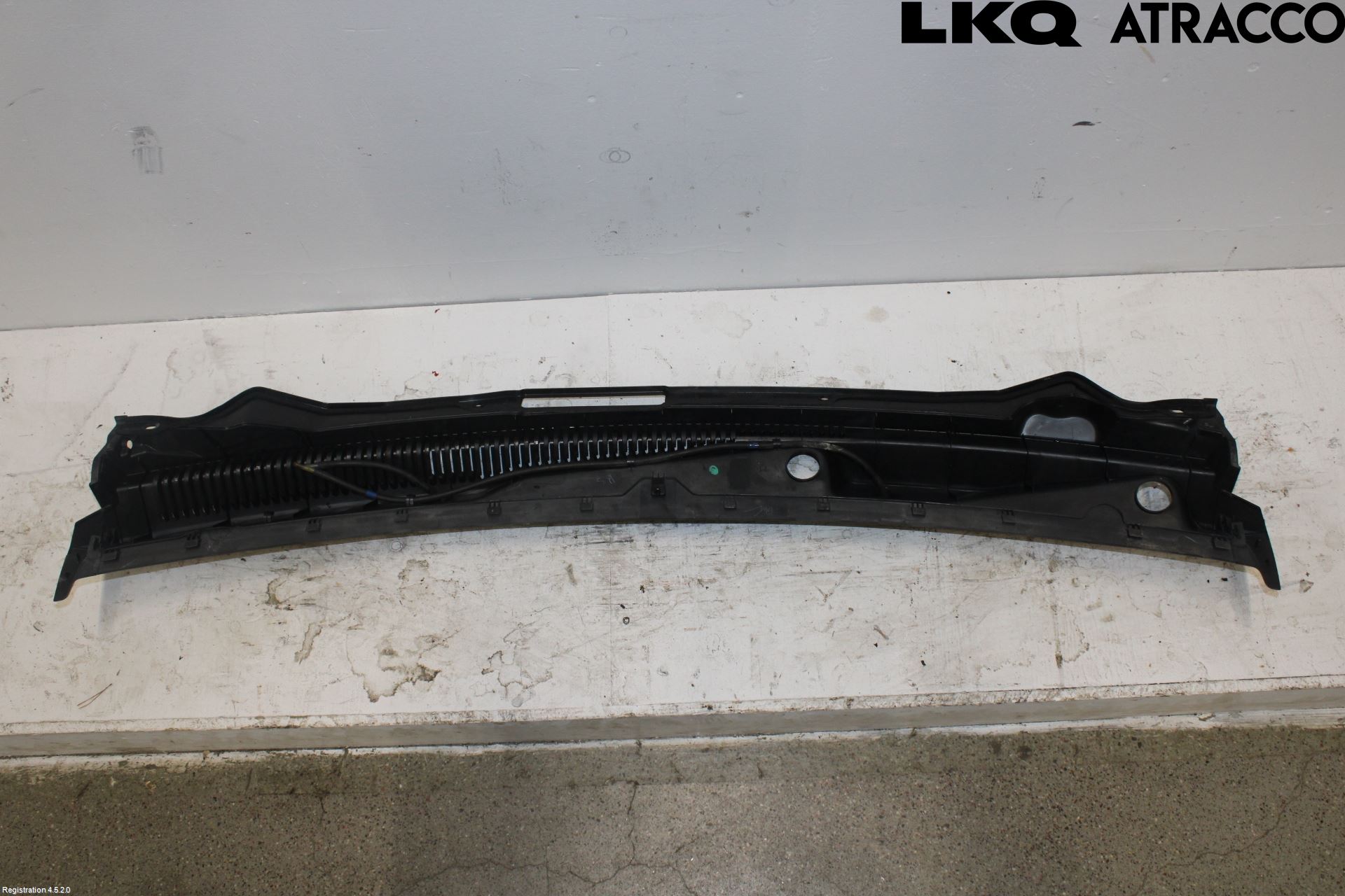 Suzuki ALTO 79-14 Visker Deksel-Grill-Under Frr