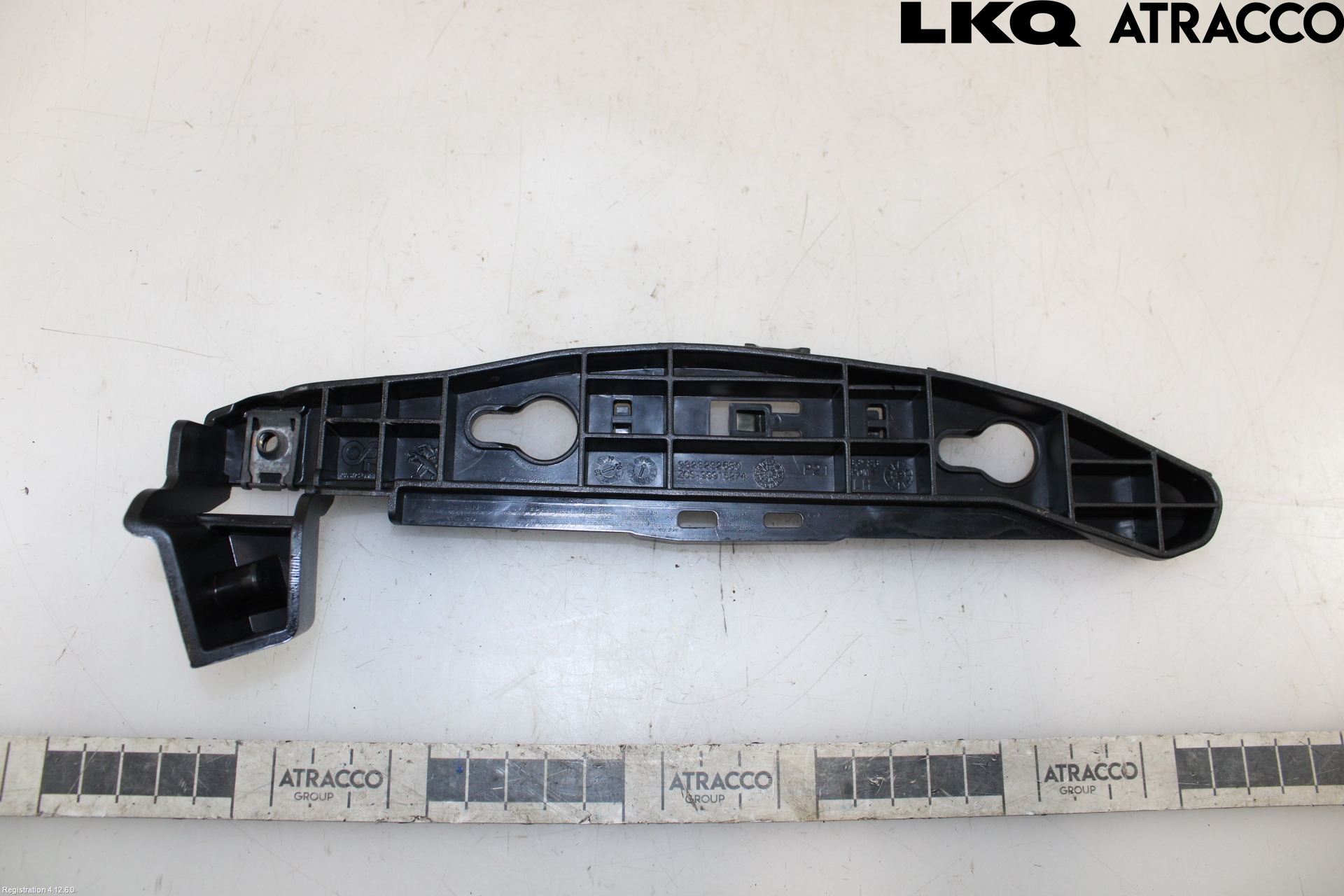 Peugeot 208/E-208 20- Støtfangerfeste Bak Venstre