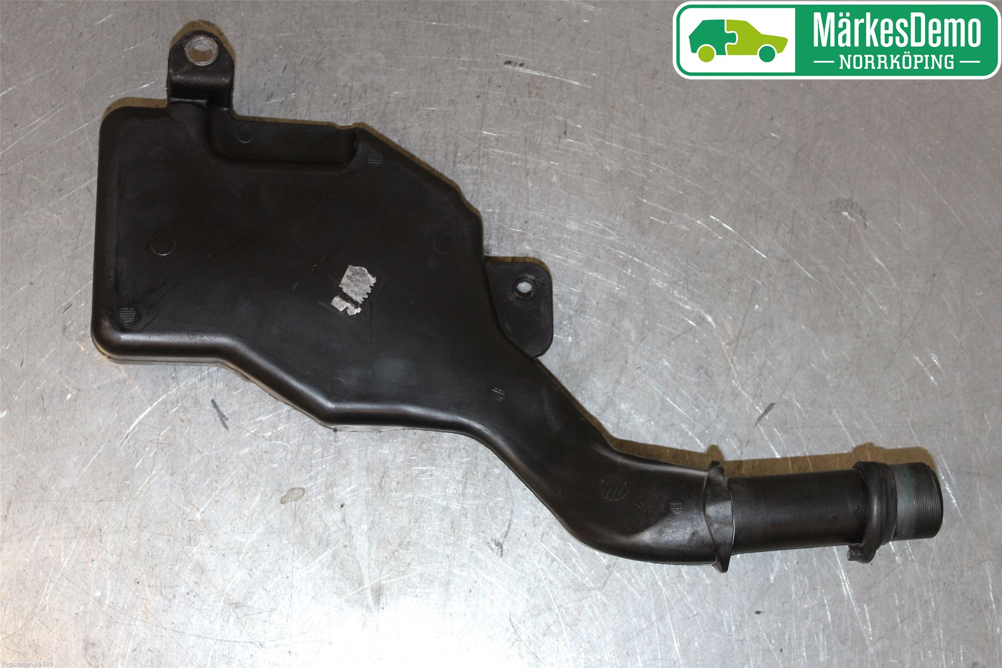 Audi A4/S4 08-11 Påfyllingsrør For Vasketank
