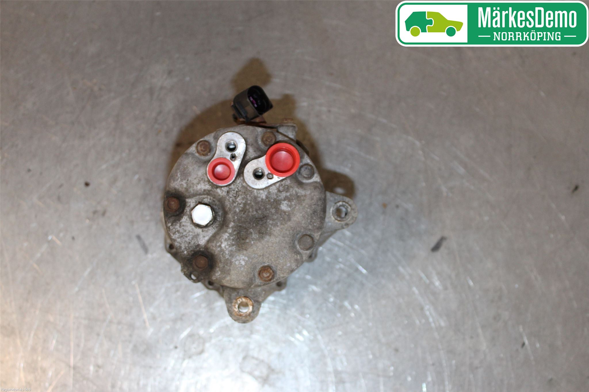 Volkswagen VW CADDY      04-10 Varme Ac Kompressor