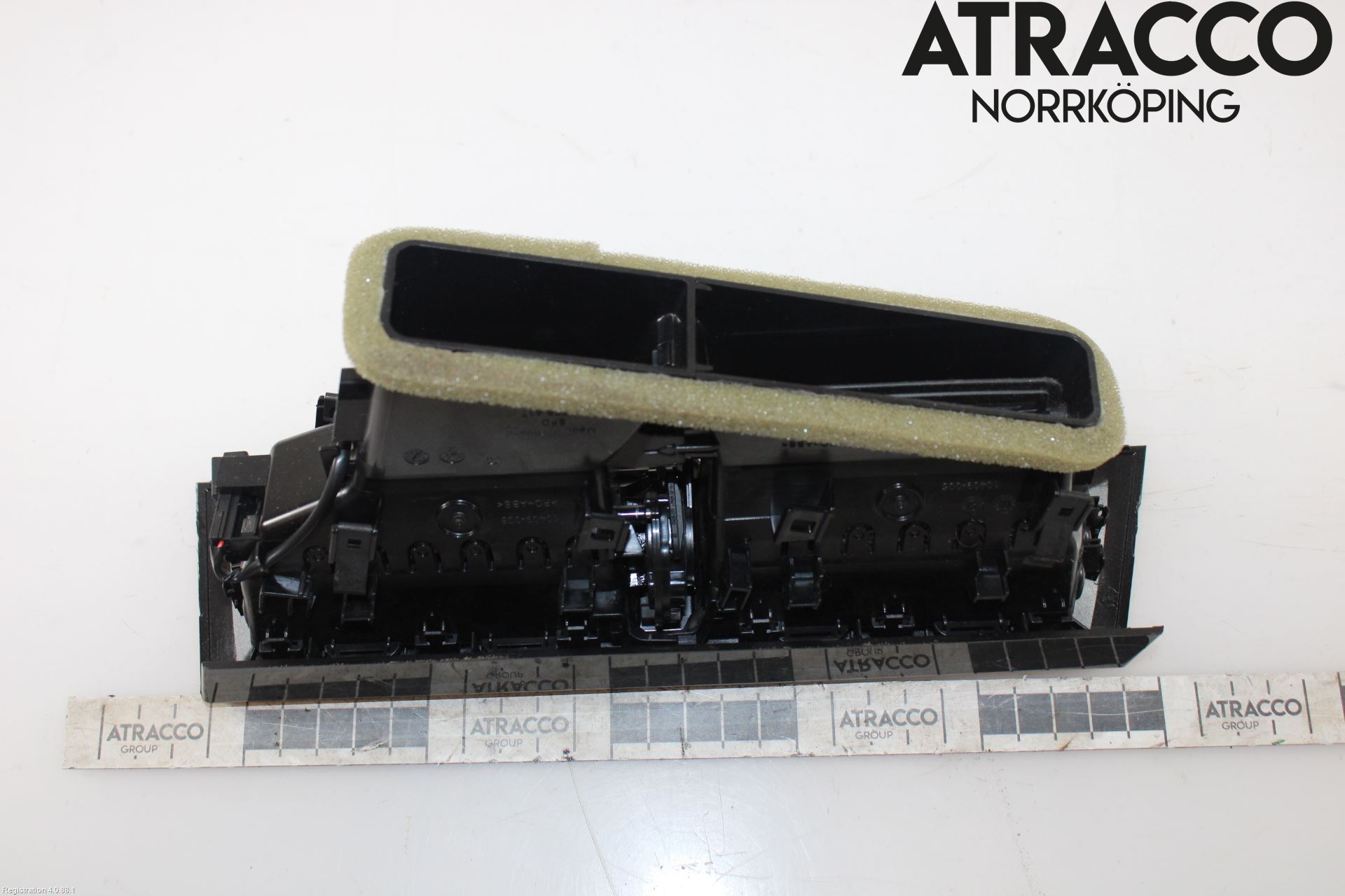 Volkswagen VW TOUAREG CR 18- Dashbord Kanal - Dyse