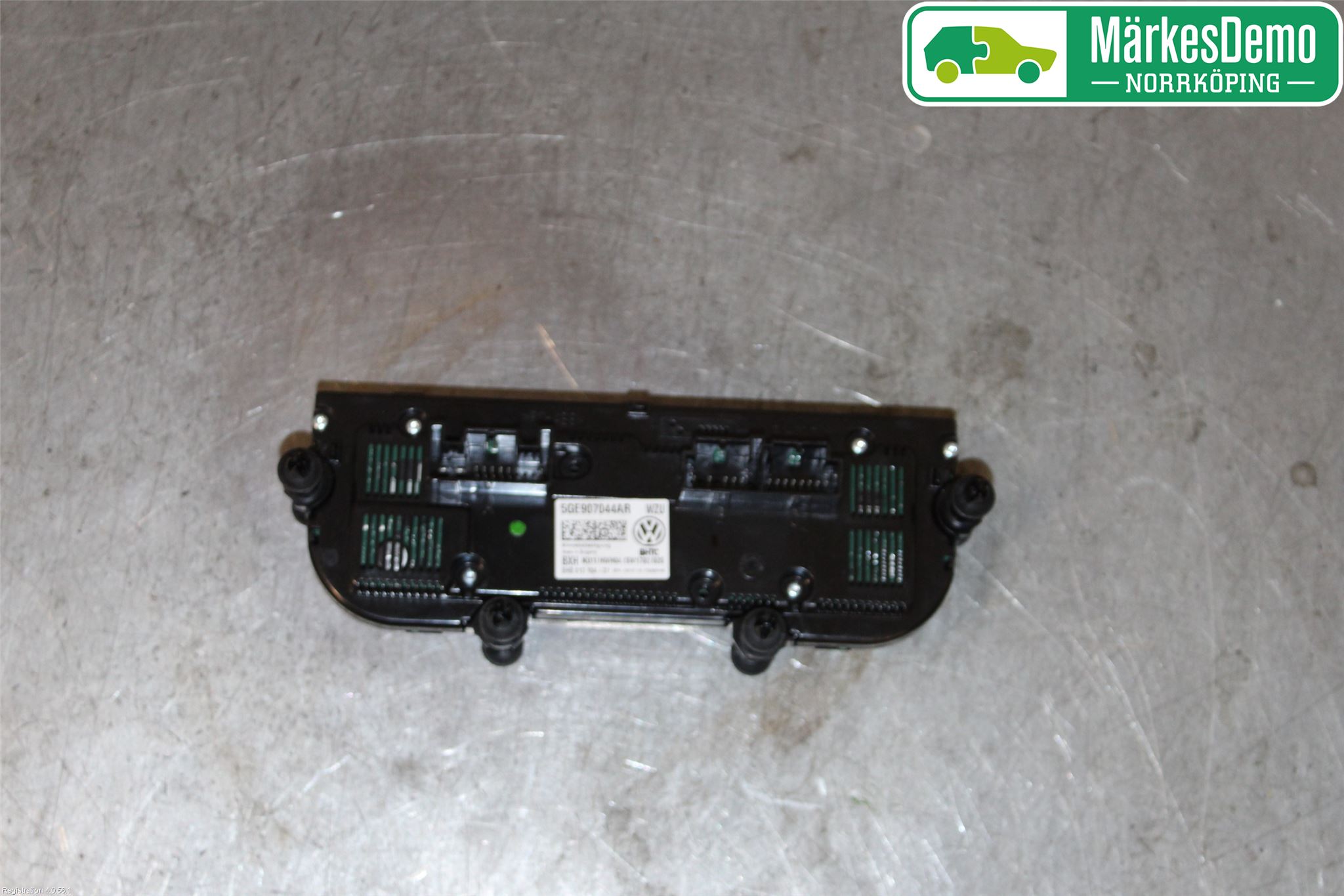 Volkswagen VW PASSAT 15-19 Varmeapparat Panel(Regulering)