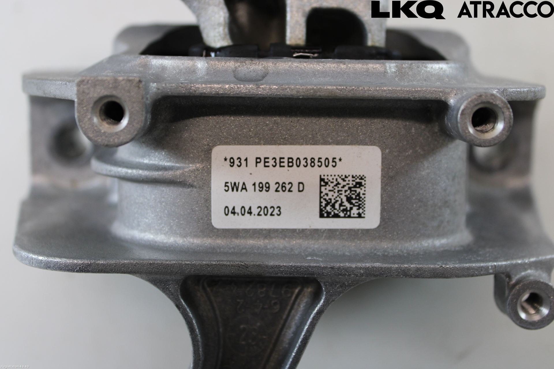 Volkswagen VW GOLF / E-GOLF VIII 20- Motor Feste Gummi