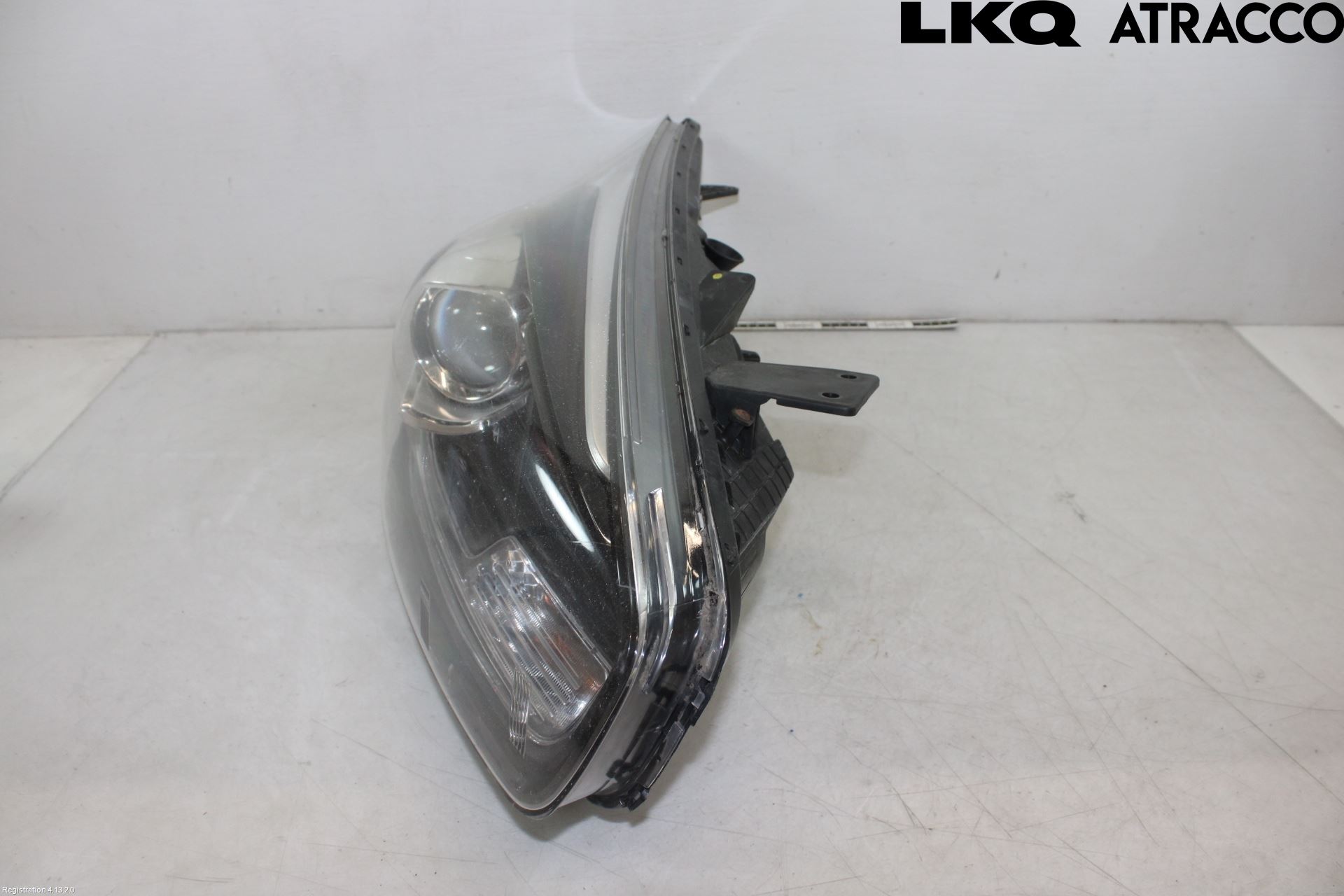 Kia CARENS III 13-19 Frontlykt Høyre