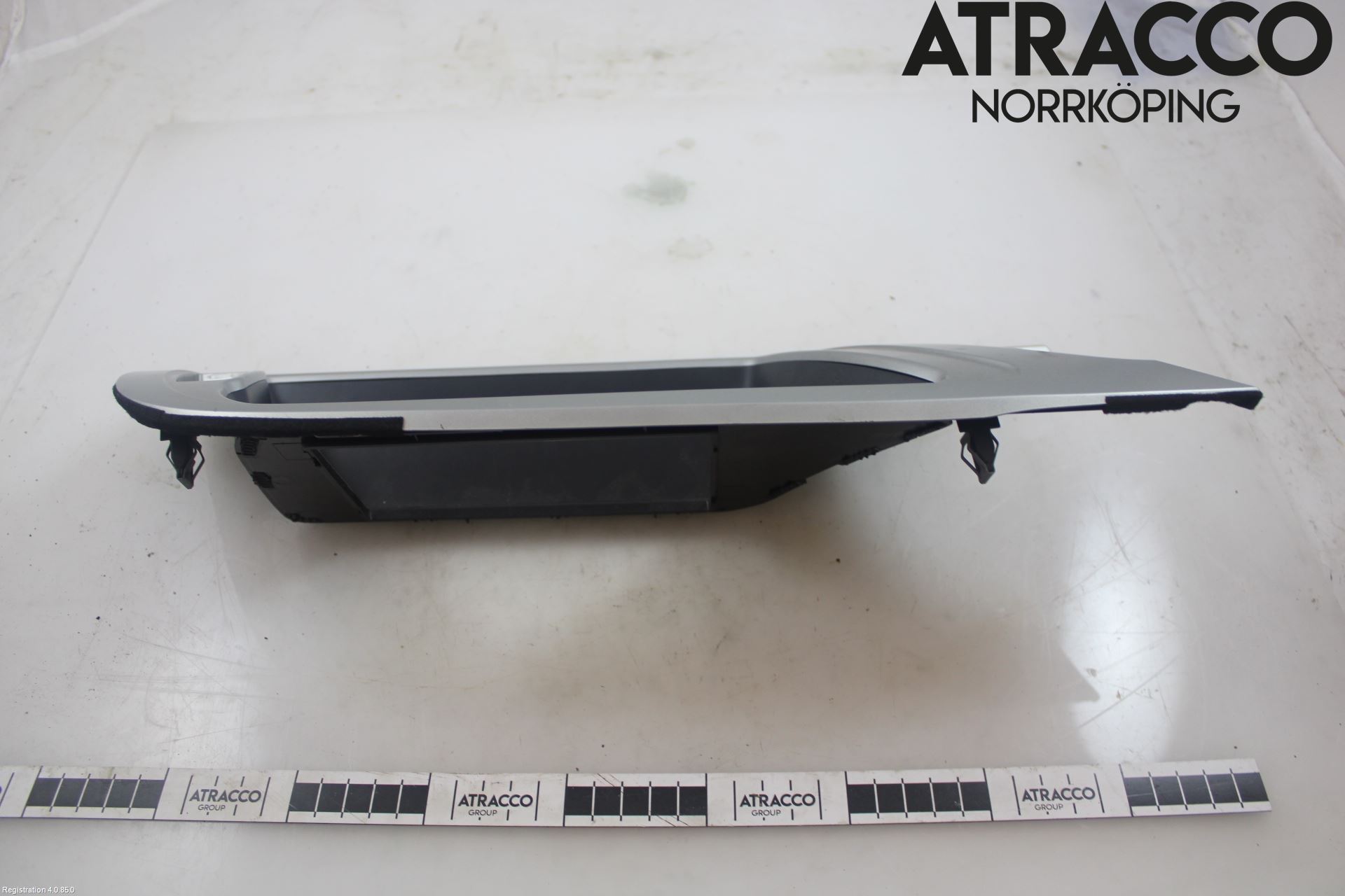 Audi A4/S4 08-11 Innr Radio Ramme