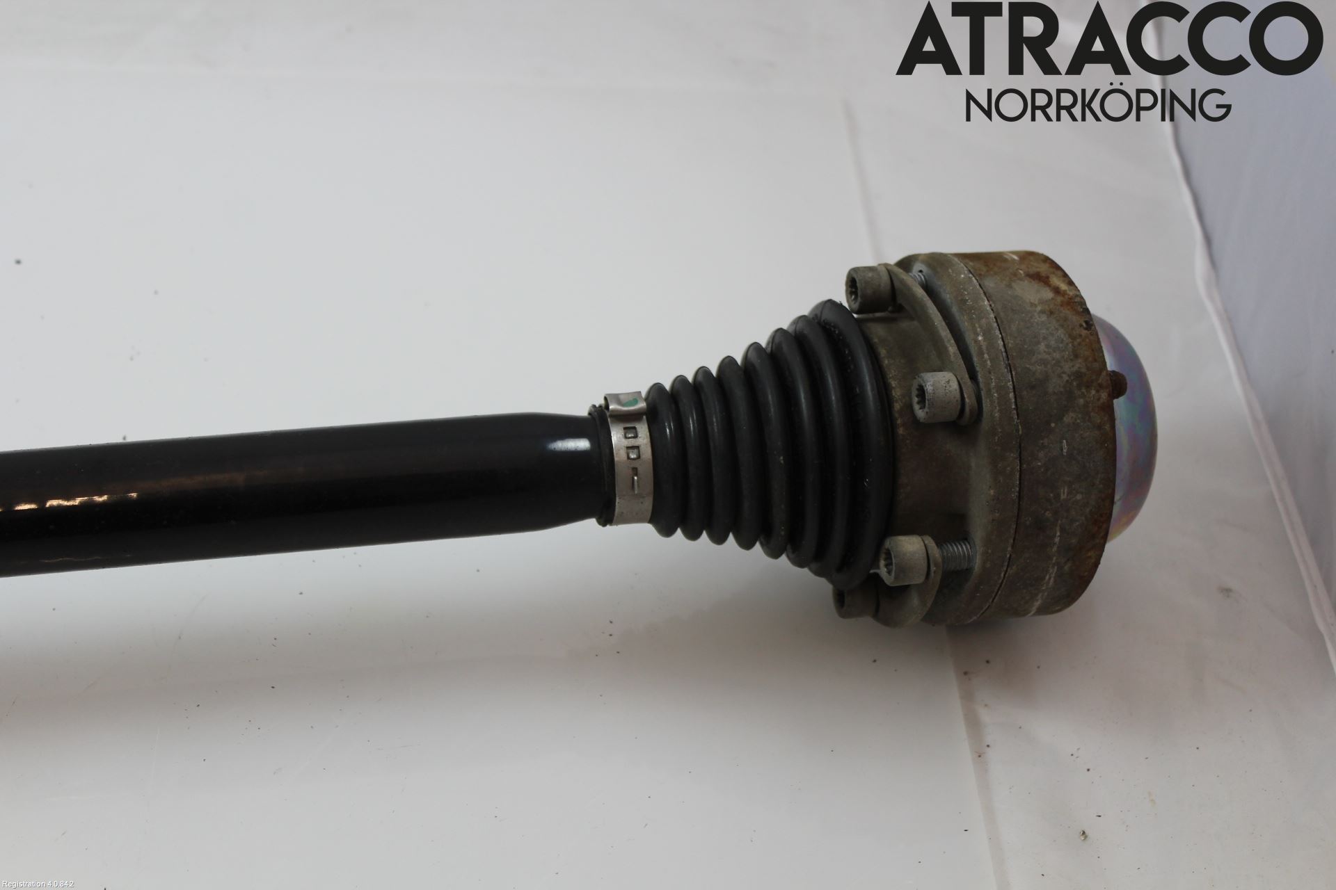 Audi A4/S4 B9 16-19 Drivaksel Bak Kompl Høyre