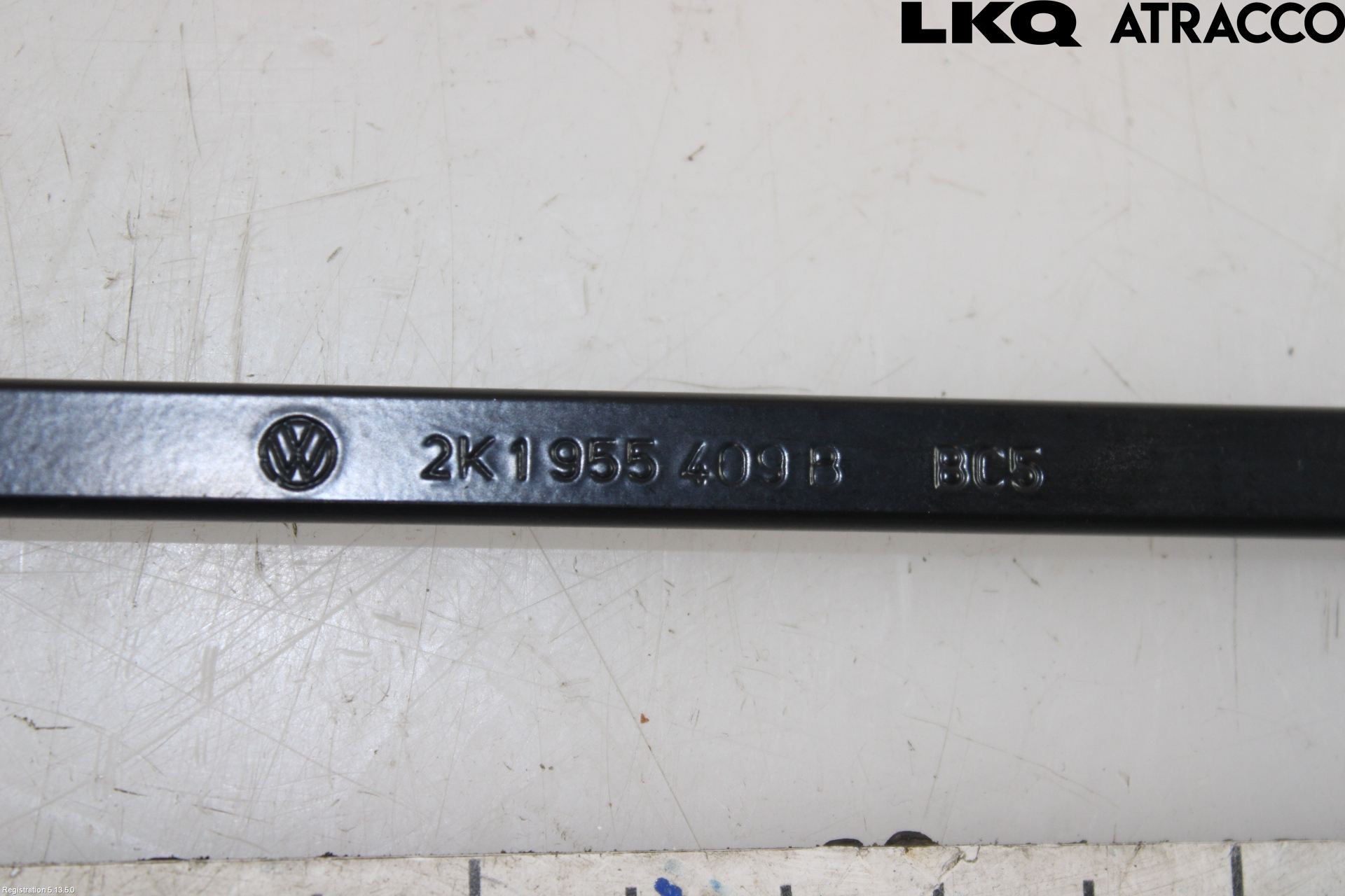 Volkswagen VW TOURAN 10-15 Viskerarm-Armer Frontrute