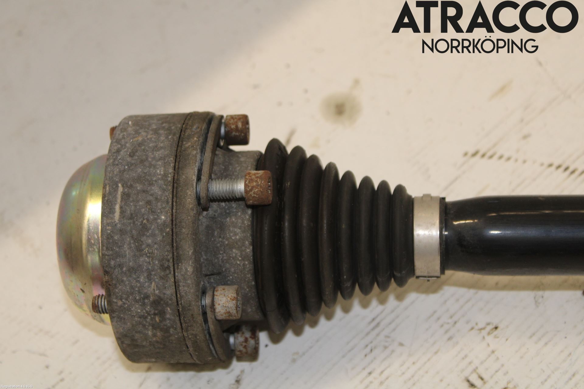 Audi A4/S4 B9 16-19 Drivaksel Bak Kompl Venstre