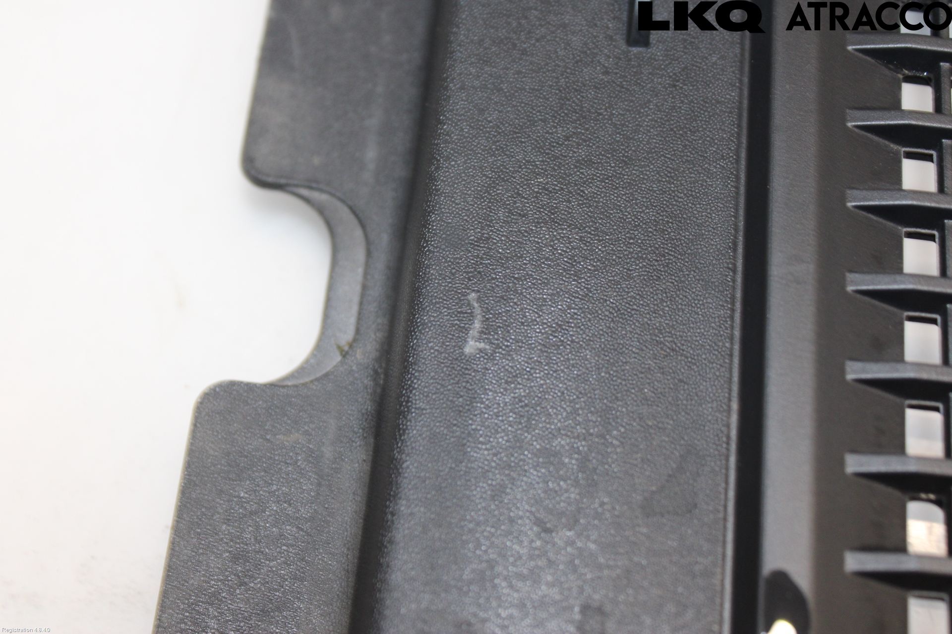 Volkswagen VW GOLF / E-GOLF VIII 20- Visker Deksel-Grill-Under Frr