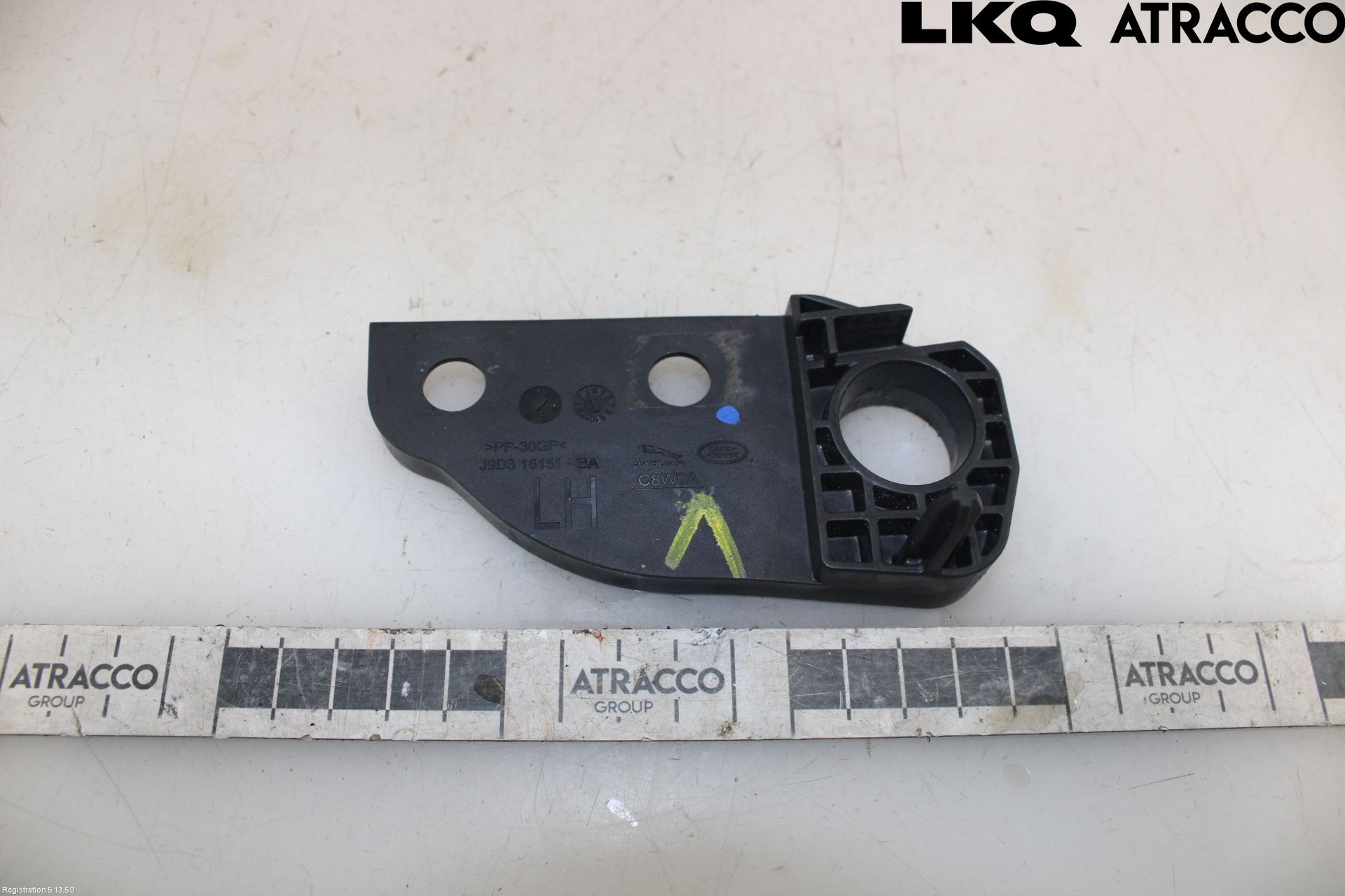 Jaguar I-PACE 18- Frontlykt Holder-Feste