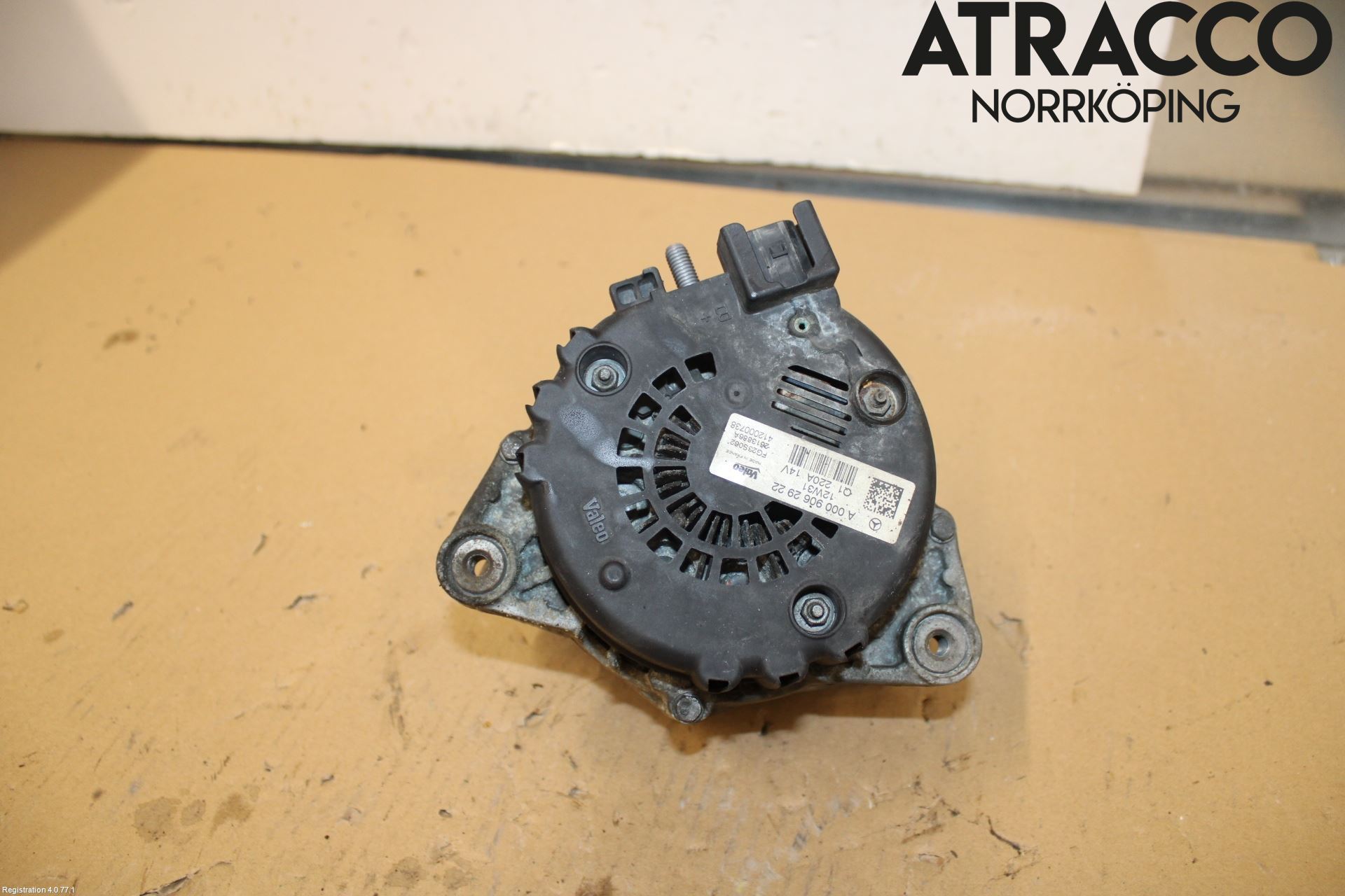 Mercedes-Benz MB E-KLASS (W212) 09-16 Dynamo