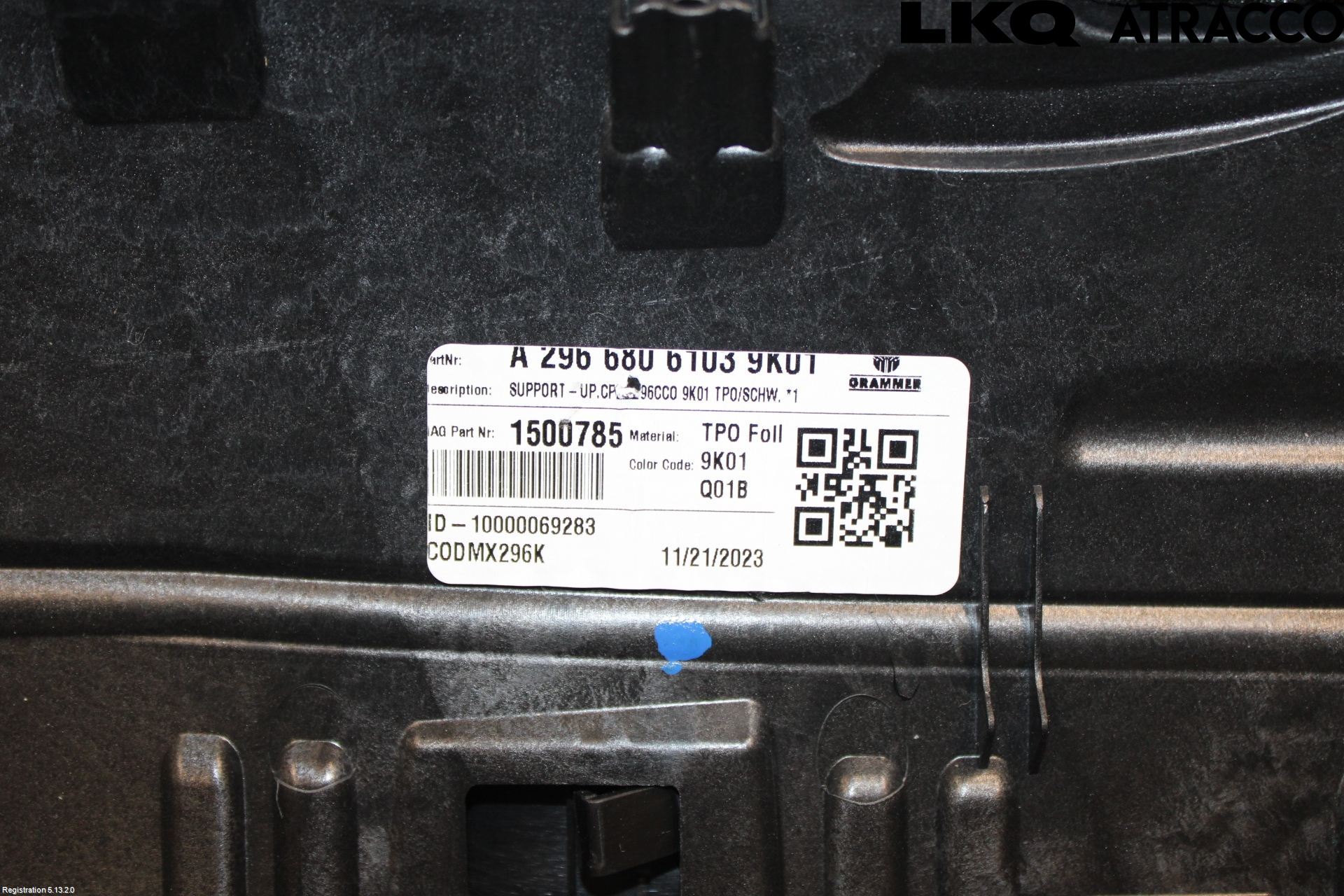 Mercedes-Benz MB EQE (V295) 22- Innr Konsoll-Lomme