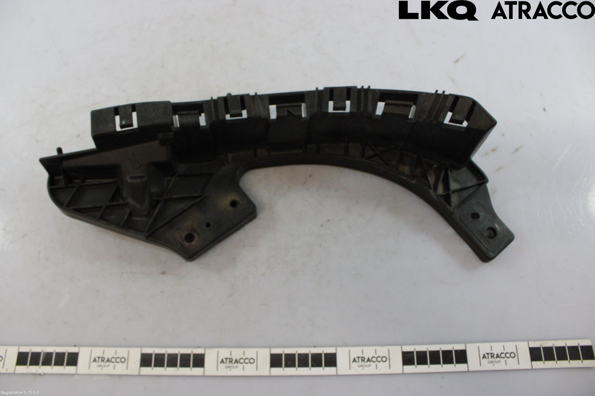 Subaru FORESTER SH  08-13 Frontlykt Holder-Feste