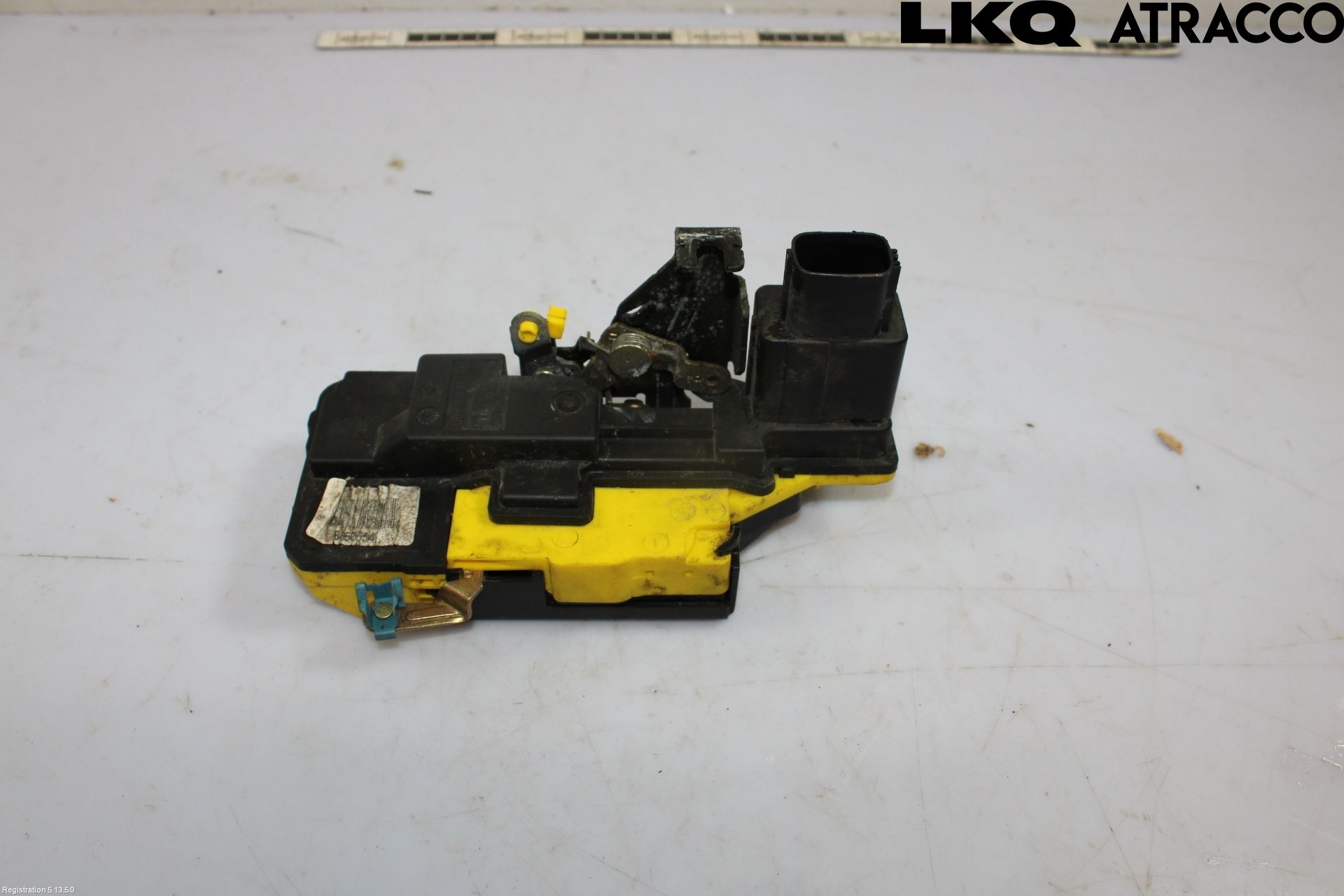 Volvo V70 00-04 Dørlås - Låsekasse