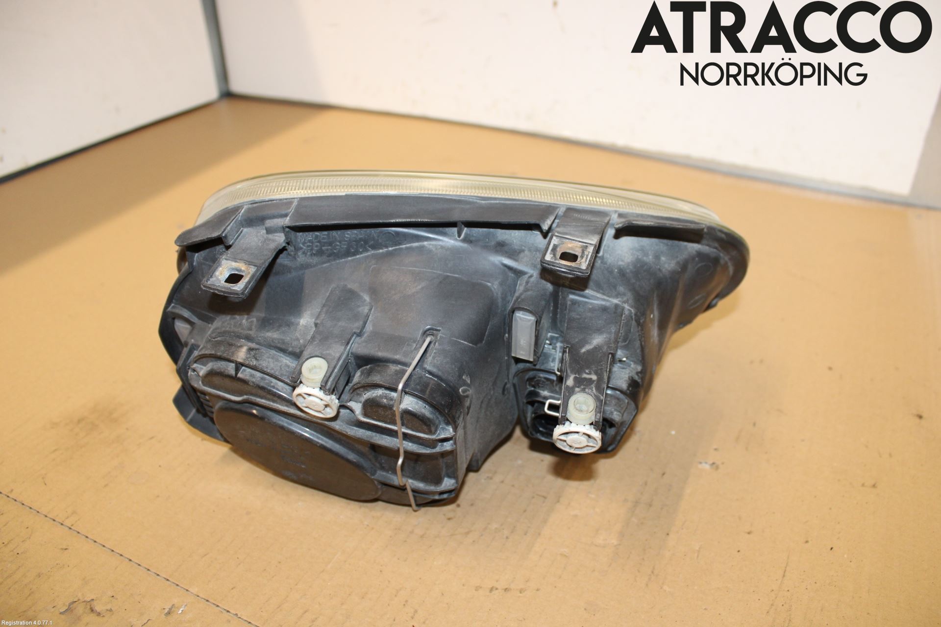 Volkswagen VW GOLF IV 98-06 Frontlykt Venstre