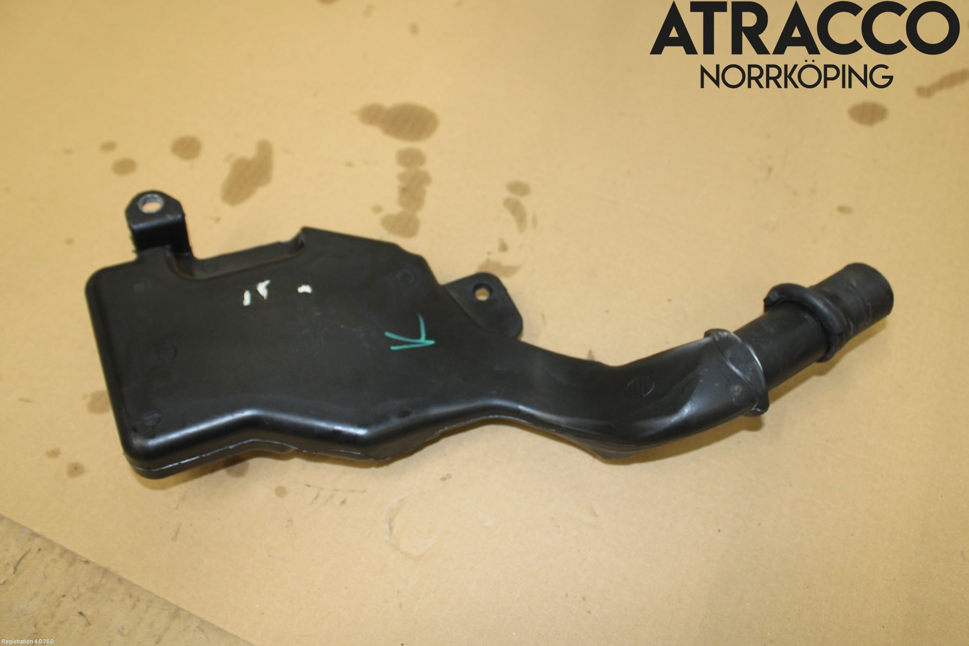 Audi A4 12-15 Påfyllingsrør For Vasketank