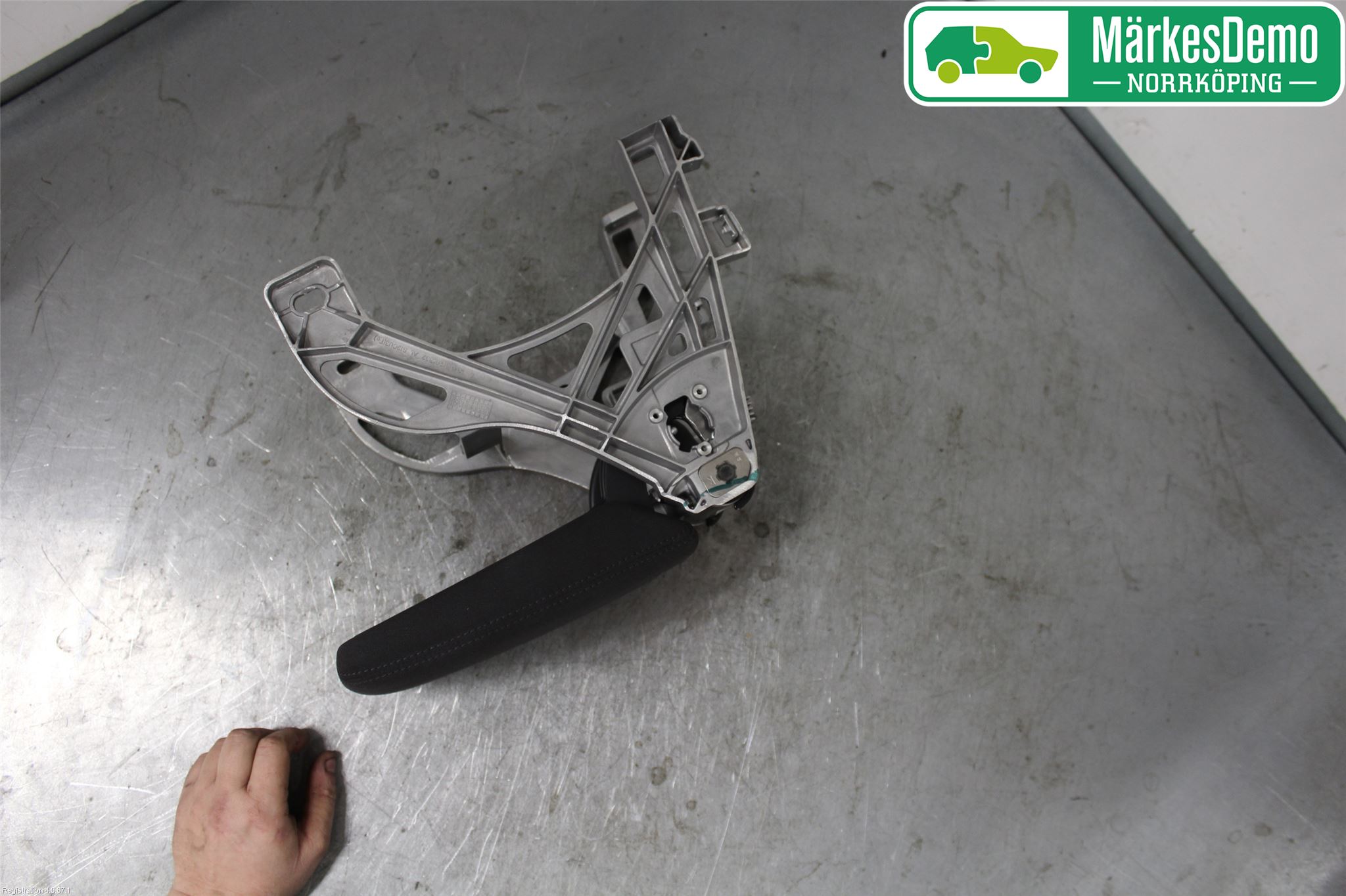 Audi A4/S4 B9 16-19 Innr Armlene