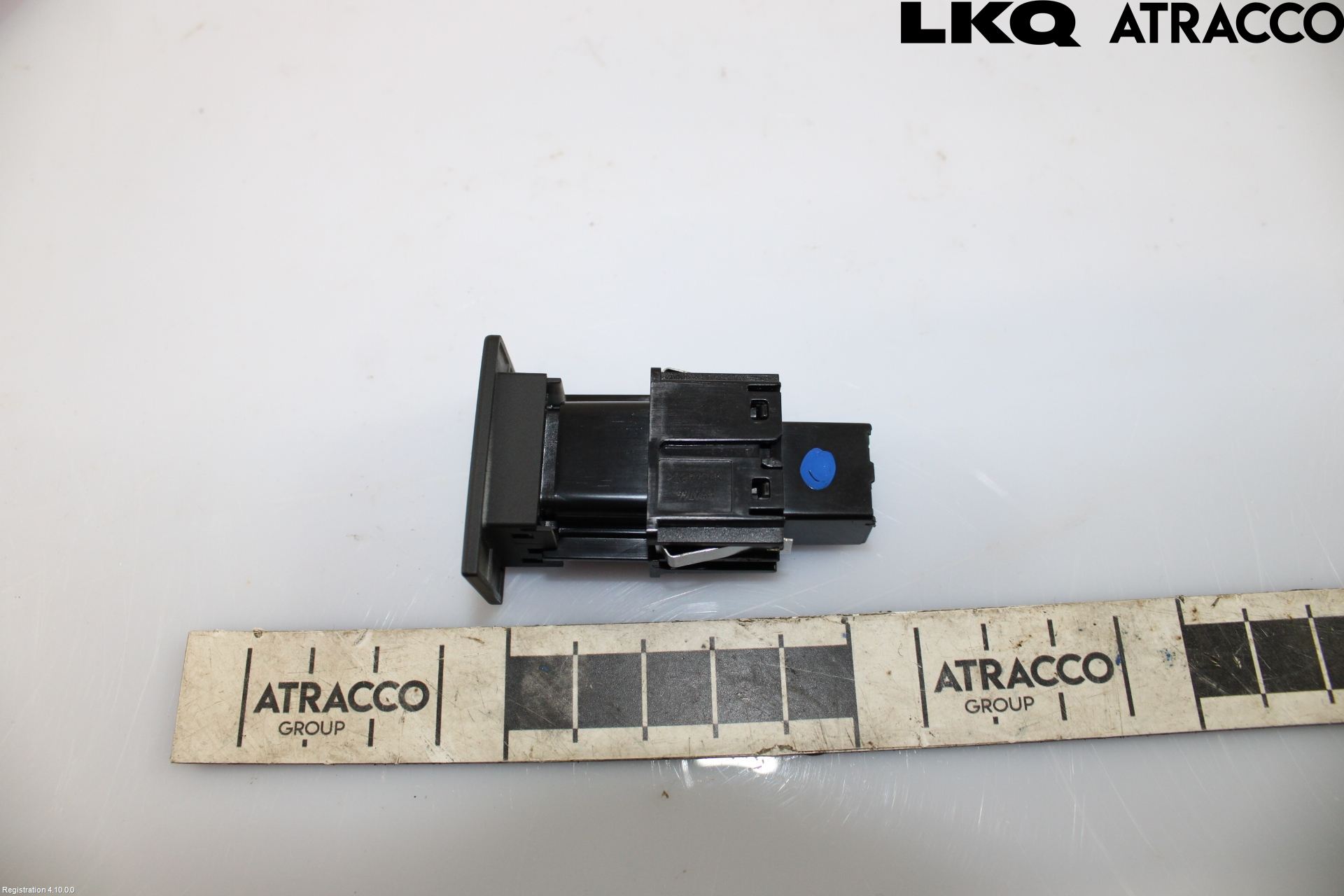 Volkswagen VW TOUAREG CR 18- Bryter Varmesete