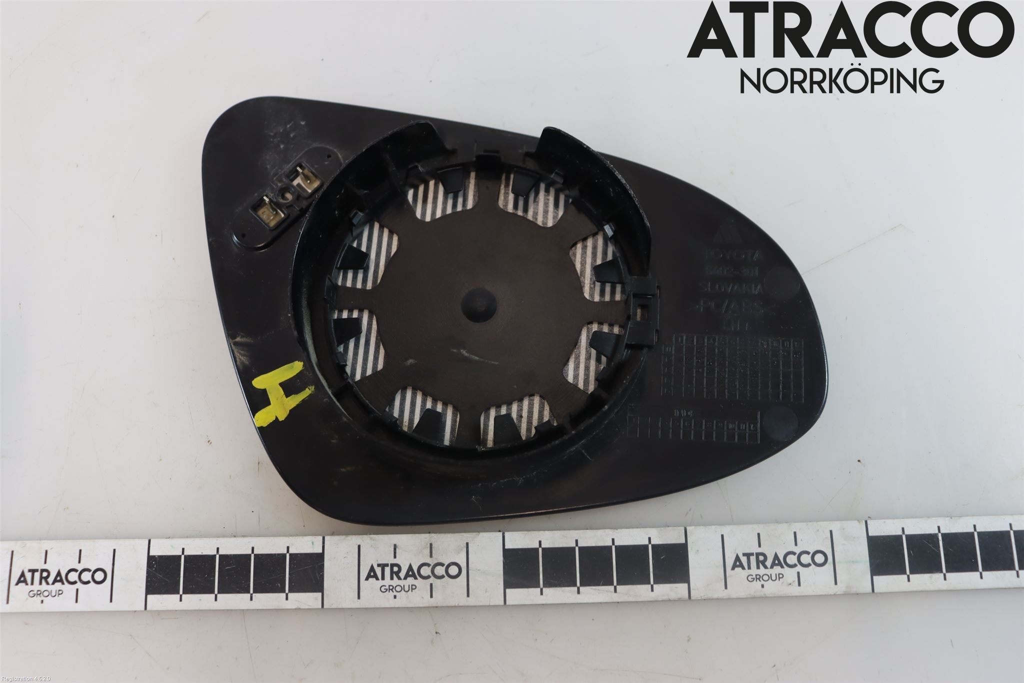 Toyota YARIS XP130 12-14 Speil Glass V