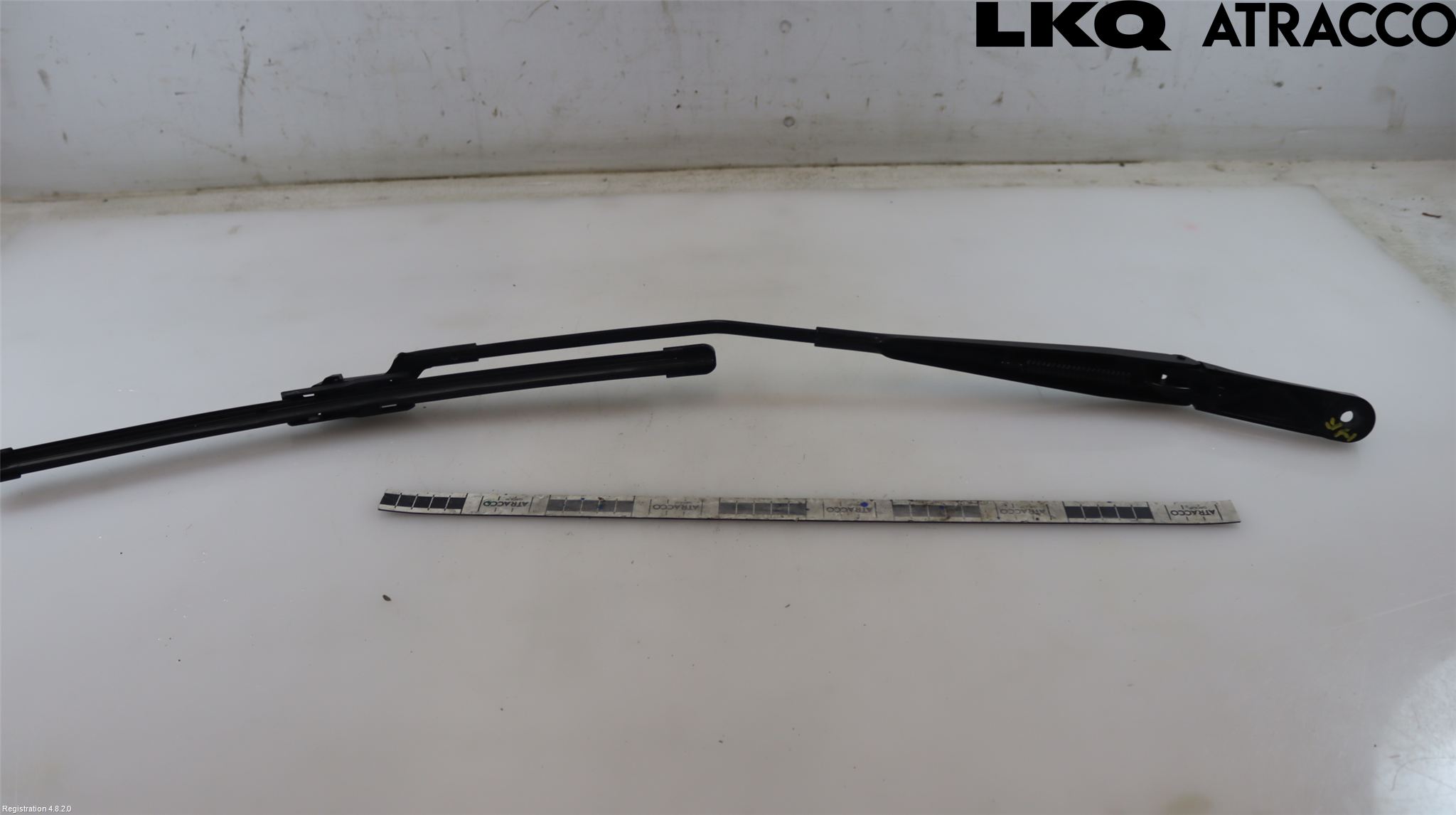 Volkswagen VW PASSAT 20-24 Viskerarm-Armer Frontrute