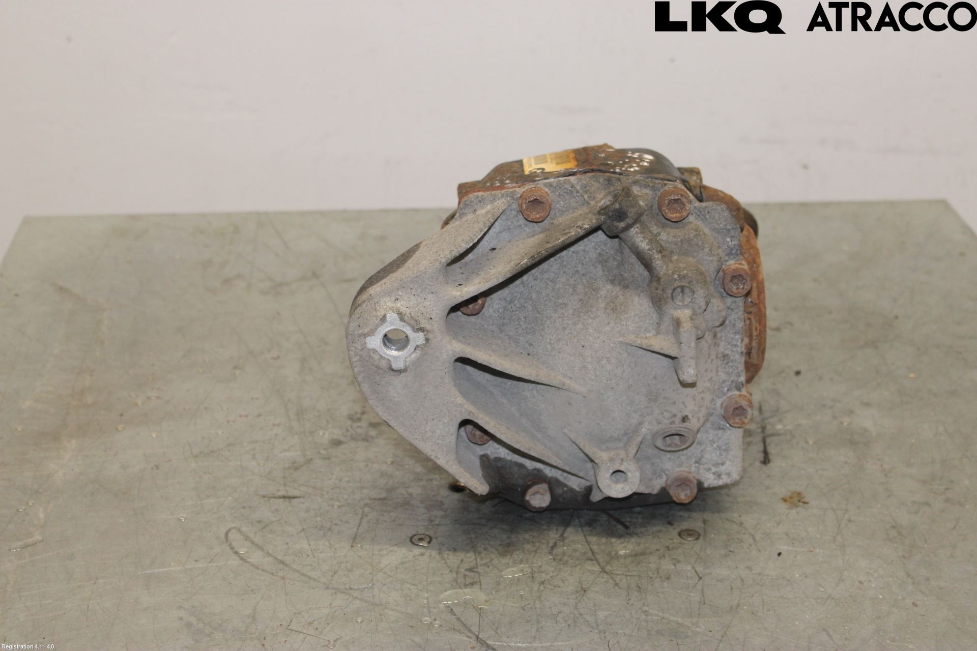 BMW 1 F20/F21 11-19 Bakaksel Kardang Bak -Diff